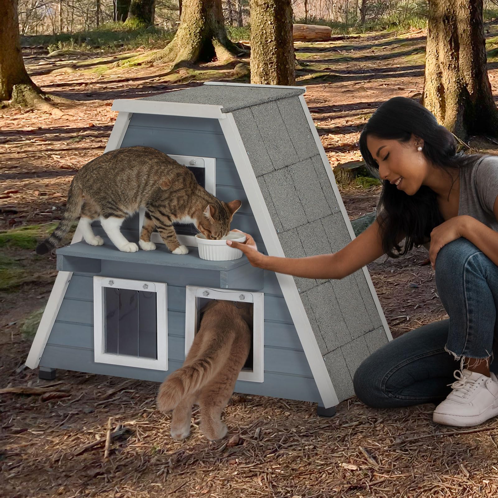 Petsfit Outdoor Cat House For Winter, Insulated Cat House Outdoor- 3 Sided Weatherproof Asphalt Roof, 3 Doors With Escape Door,