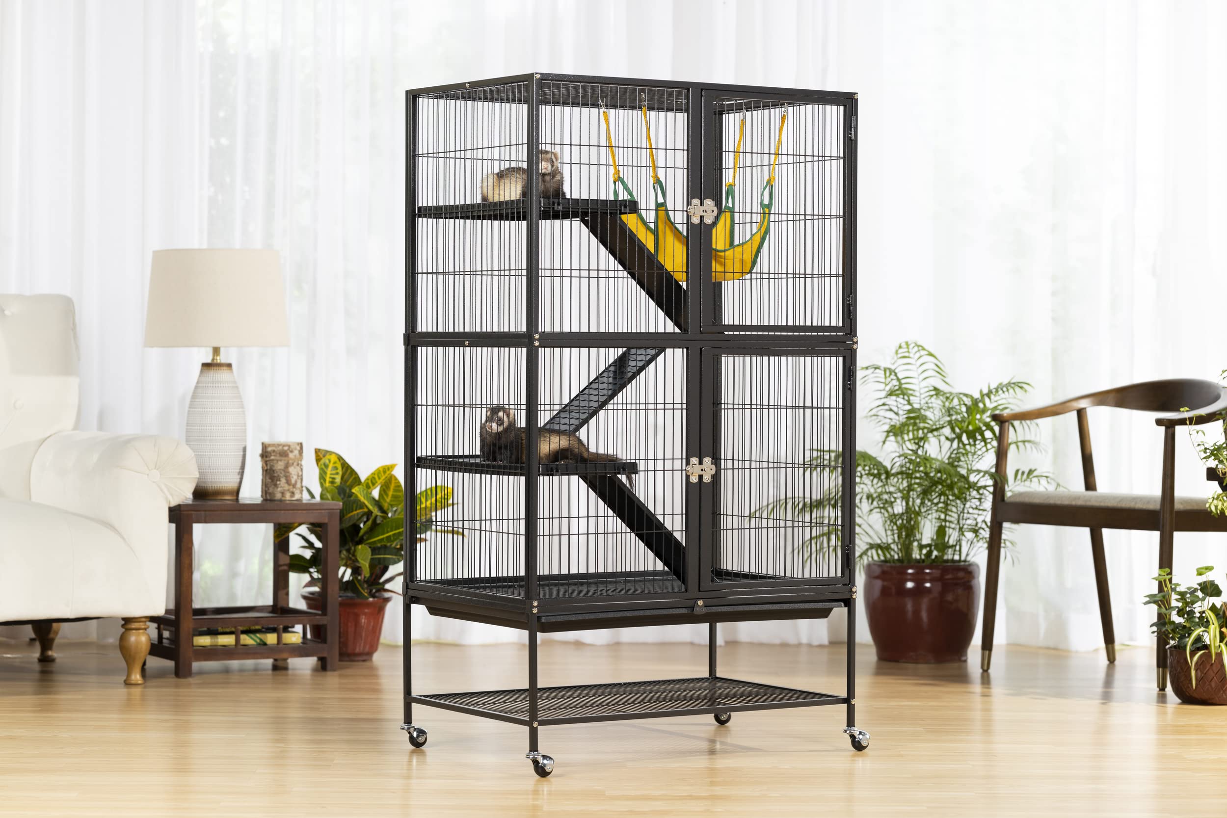 Prevue Pet Products 485 Feisty Ferret Home with Stand, Black Hammertone