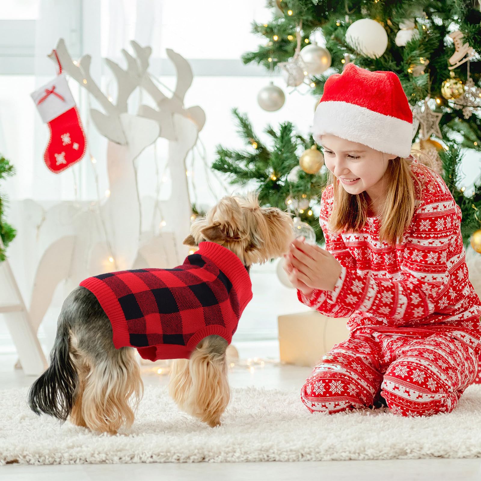 Qbleev Dog Sweater With Leash Hole, Dog Christmas Sweater Classic Plaid Vest Knitwear Puppy Sweaters Warm Winter Pullover Dog Sw