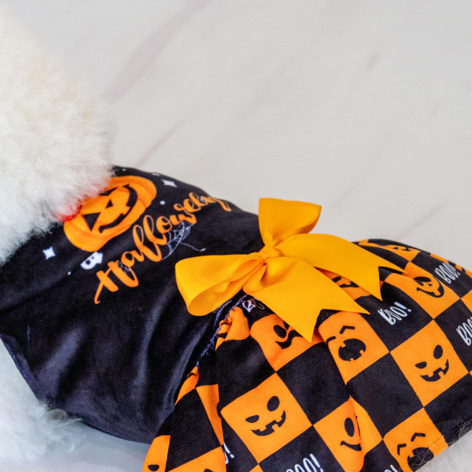 Cutebone Dog Dresses Velvet Holiday Small Dogs Clothes Onesie Pet Apparel Girl Puppy Skirt With Bow Hair Rope Cva24M-D