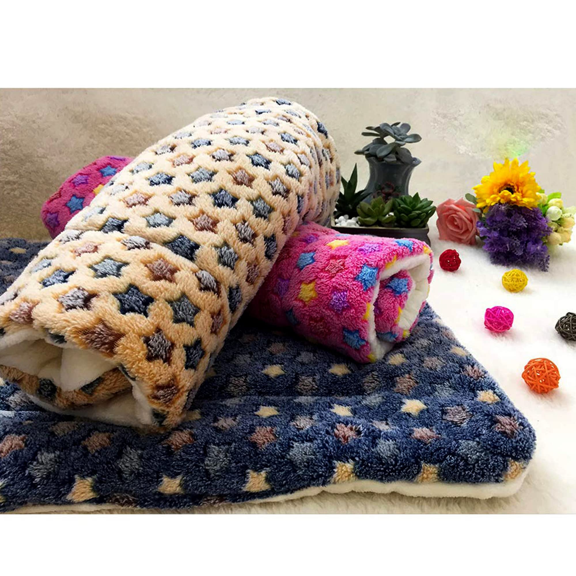 FJWYSANGU Pet Blanket Premium Fluffy Flannel Cushion Soft and Warm Mat for Dogs Cats(Star/Blue,Medium)