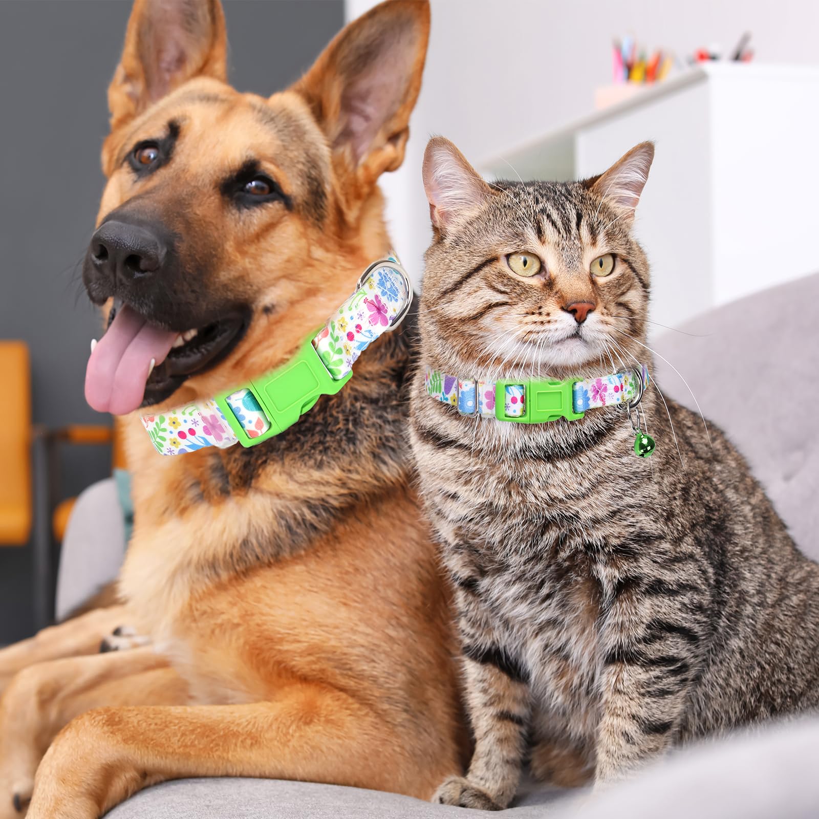 Female Dog Collar For Large Dogs With Flowers For Girl Dogs, Soft Nylon Adjustable Cute Dog Collars(Flowers L)