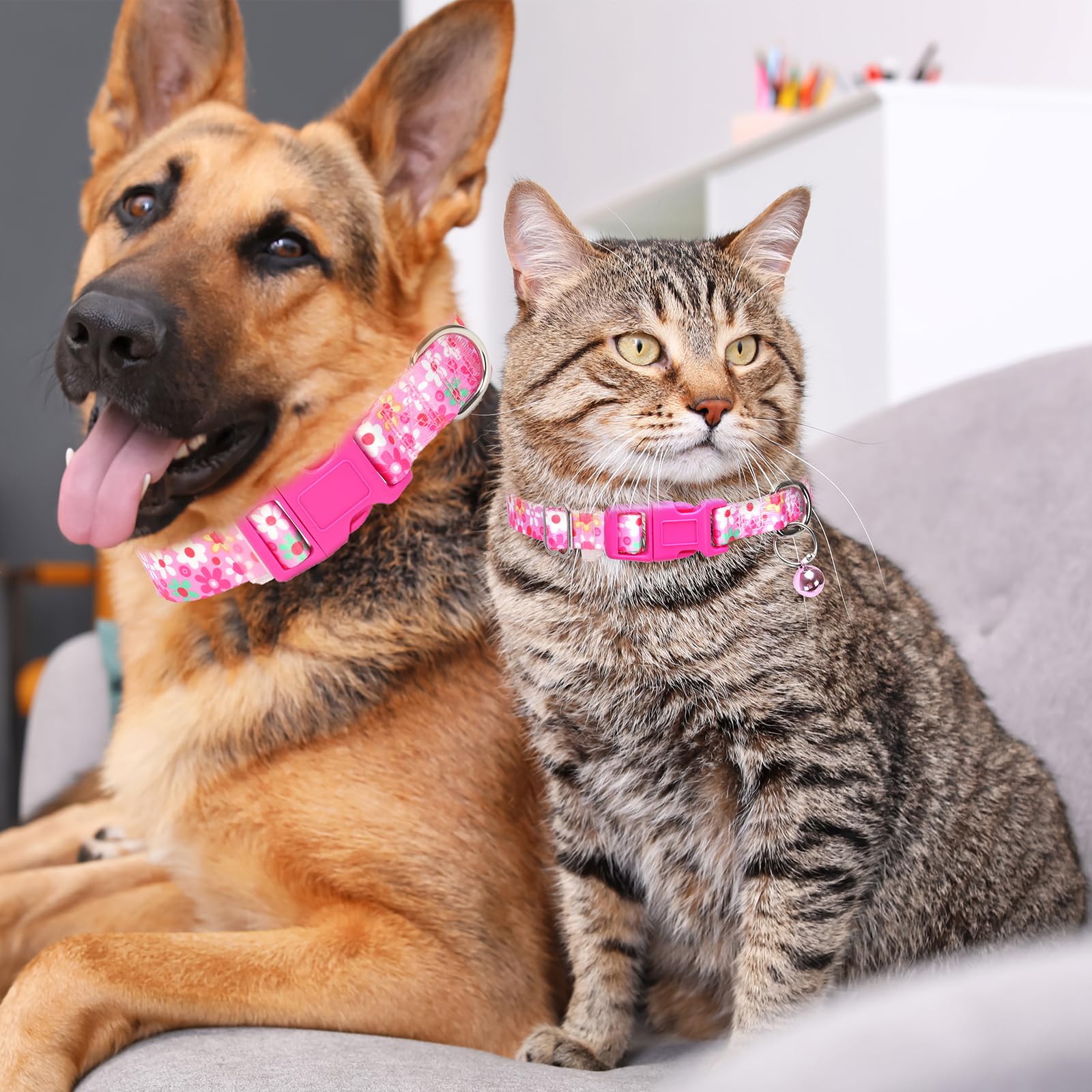 Pink Dog Collar For Medium Dogs With Flowers For Girl Dogs, Soft Nylon Adjustable Cute Female Dog Collars(Pink M)
