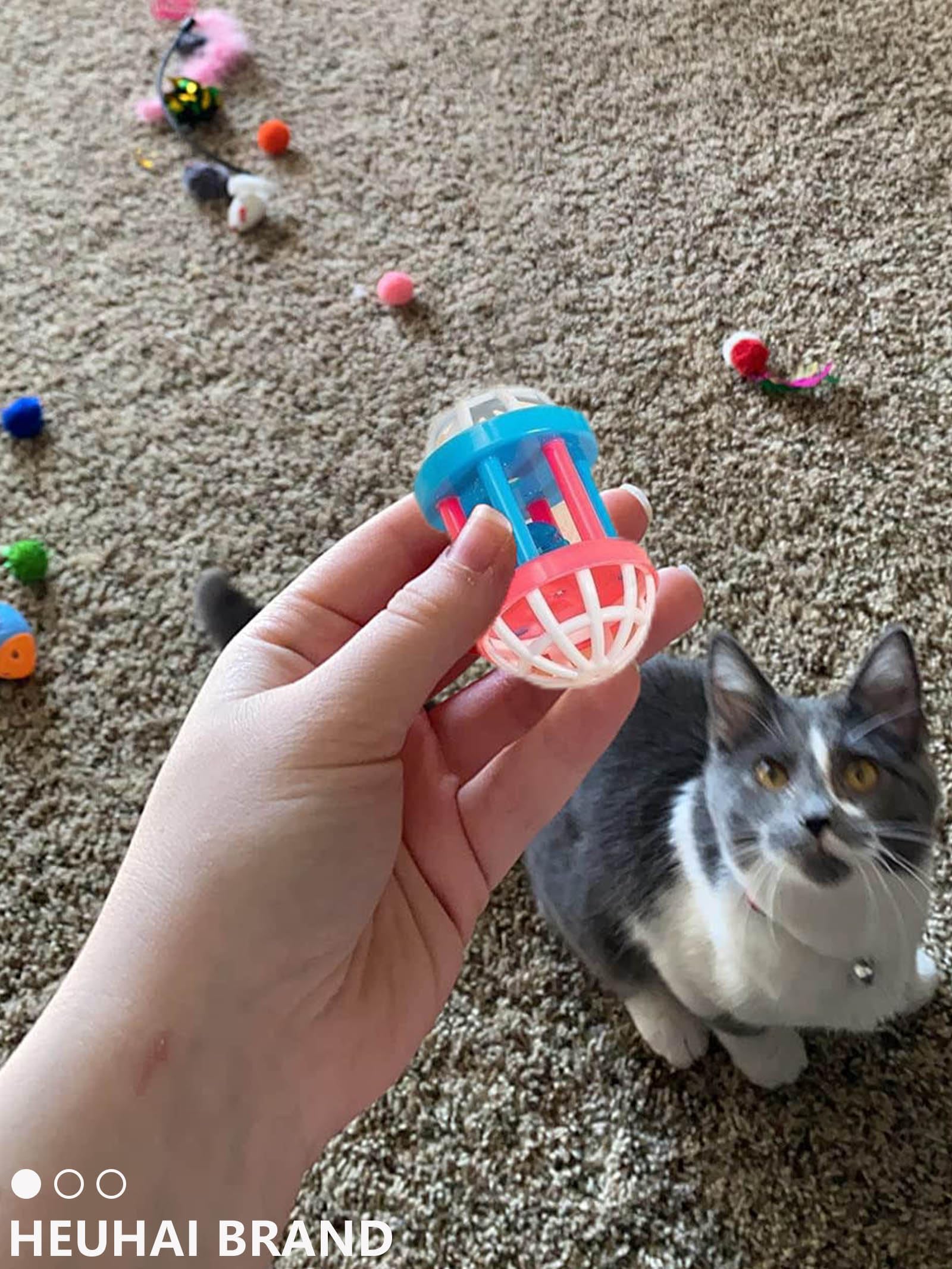 Heuhai 10 Pcs 1.5''~2.3'' Big Cat Toy Ball With Bell, Plastic Lattice Jingle Balls, For All Breed Sizes