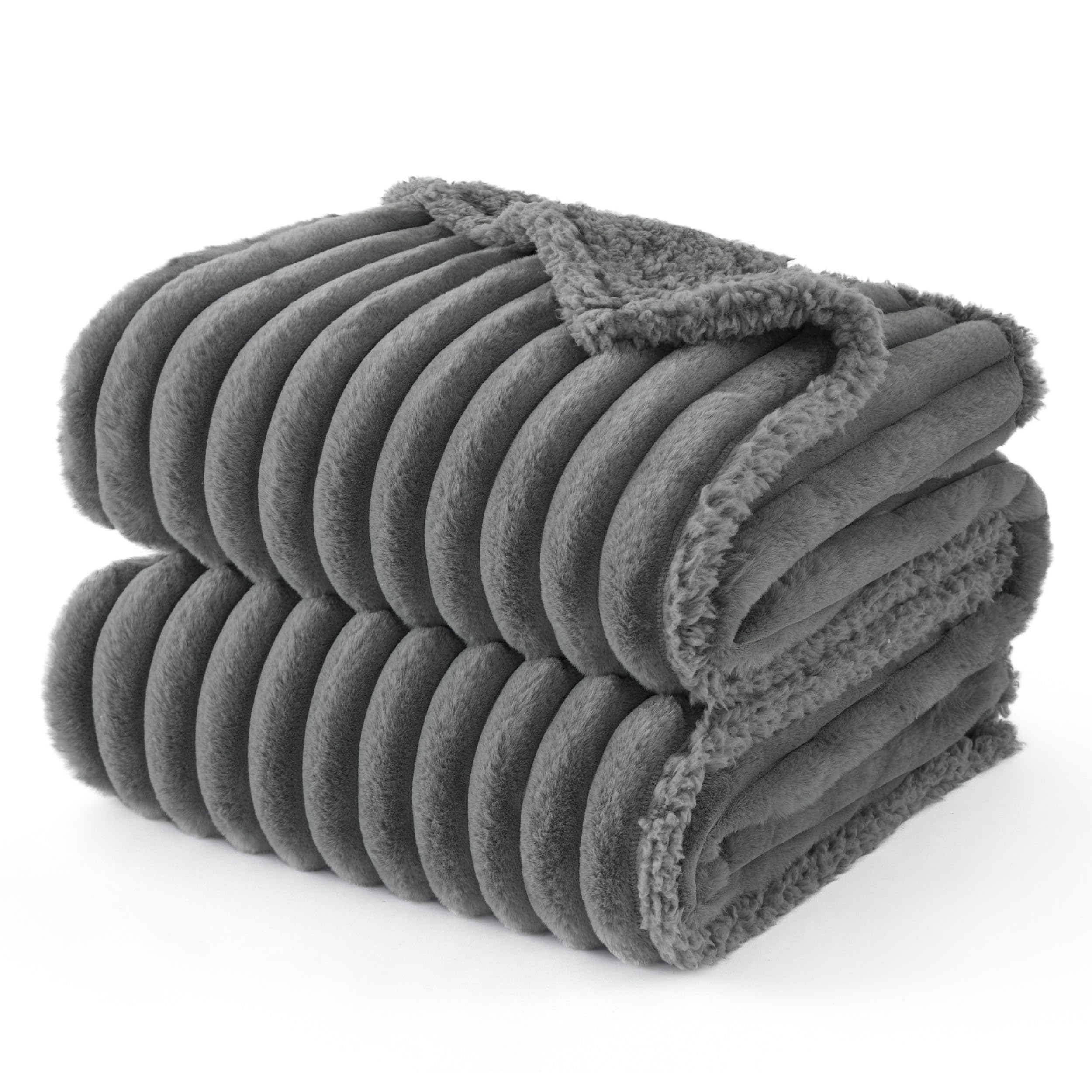 Bedsure Waterproof Dog Blanket Large  Dog Bed Blankets Washable for Large Dogs, Fluffy Pet Throw Blanket for Sofa Bed Protector