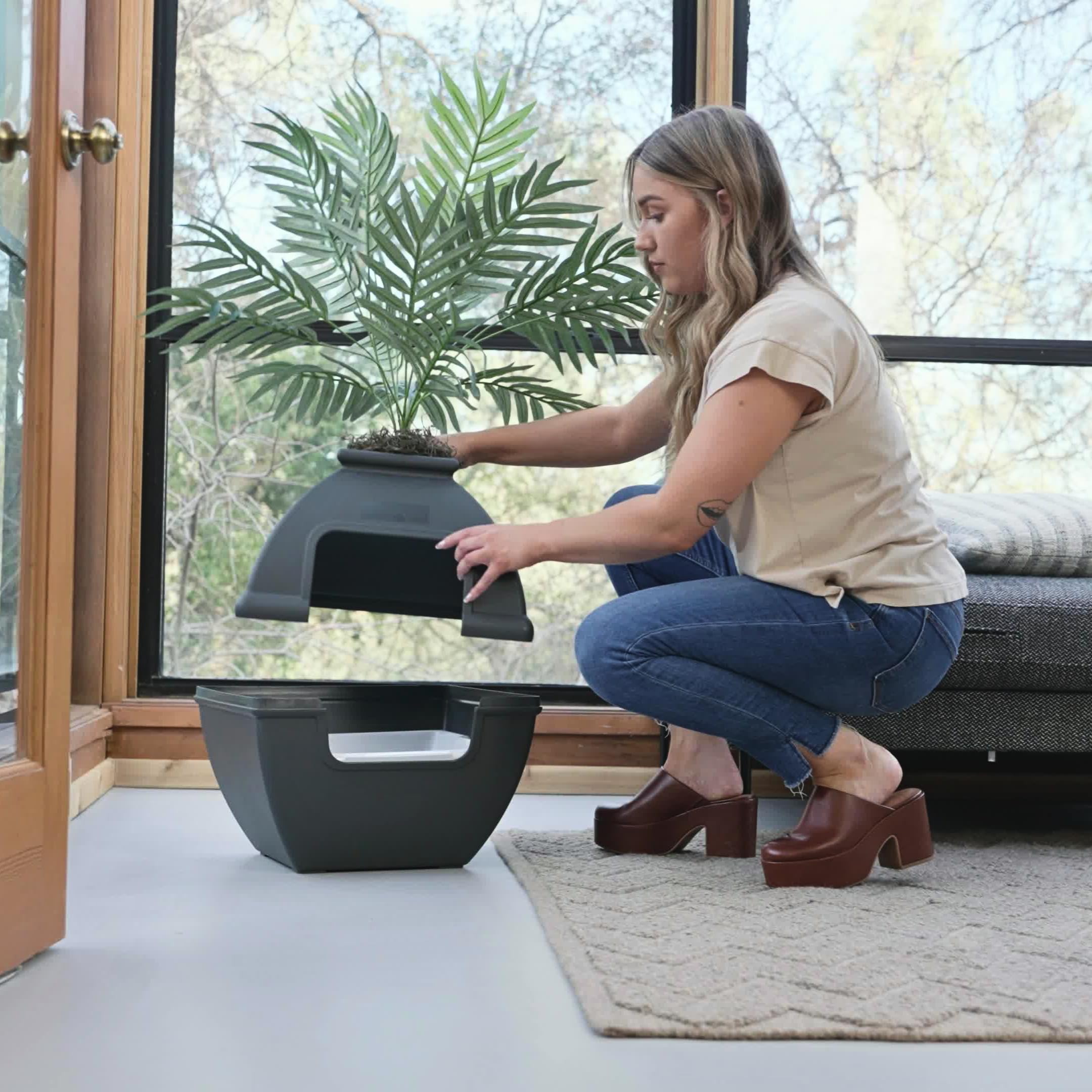 Good Pet Stuff, Litter Box Liner Tray For The Courtyard Hidden Litter Box Planter, Reusable Litter Tray, Easy To Clean, Odorless, Sustainable, Durable, Square, White Litter Box Liner