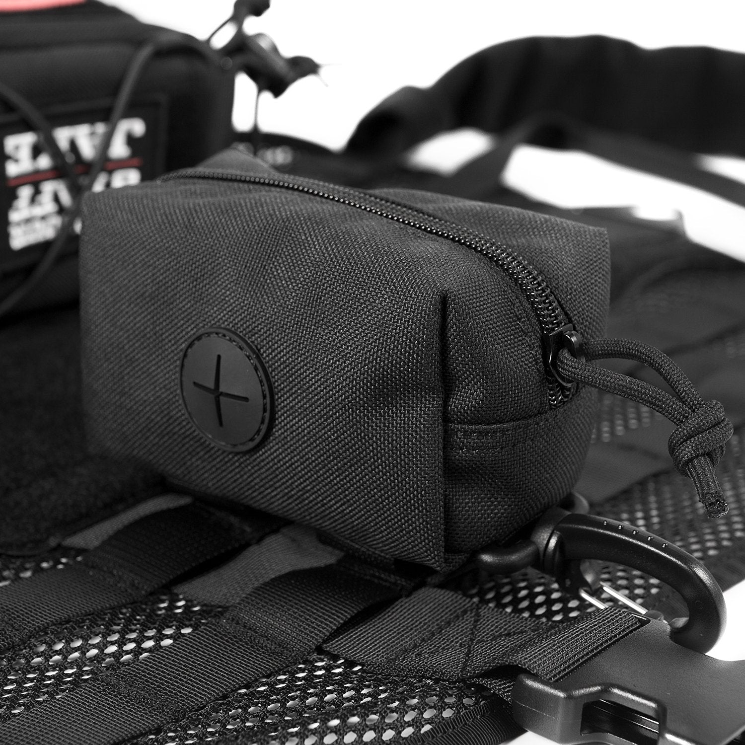 Onetigris Doggy Poop Bag Holder Zipper Dog Waste Bag Pouch Leash Attachment For Walking Training Running Hiking