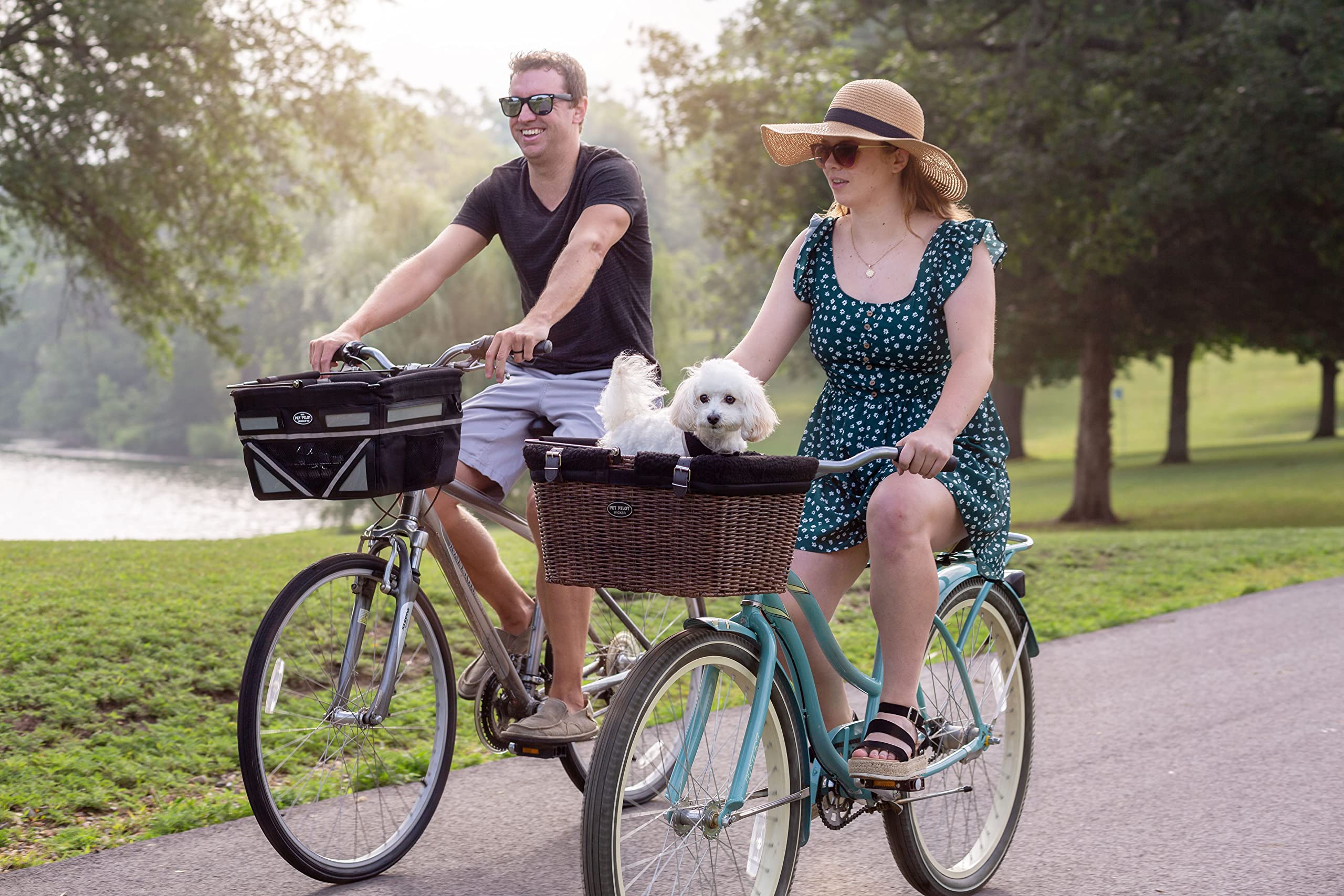 Travelin K9 Pet-Pilot Max Wicker Bike Basket For Dogs/Cats - Includes Wire Cage Top W/Sun Shade + Plush Removable Padded Liner