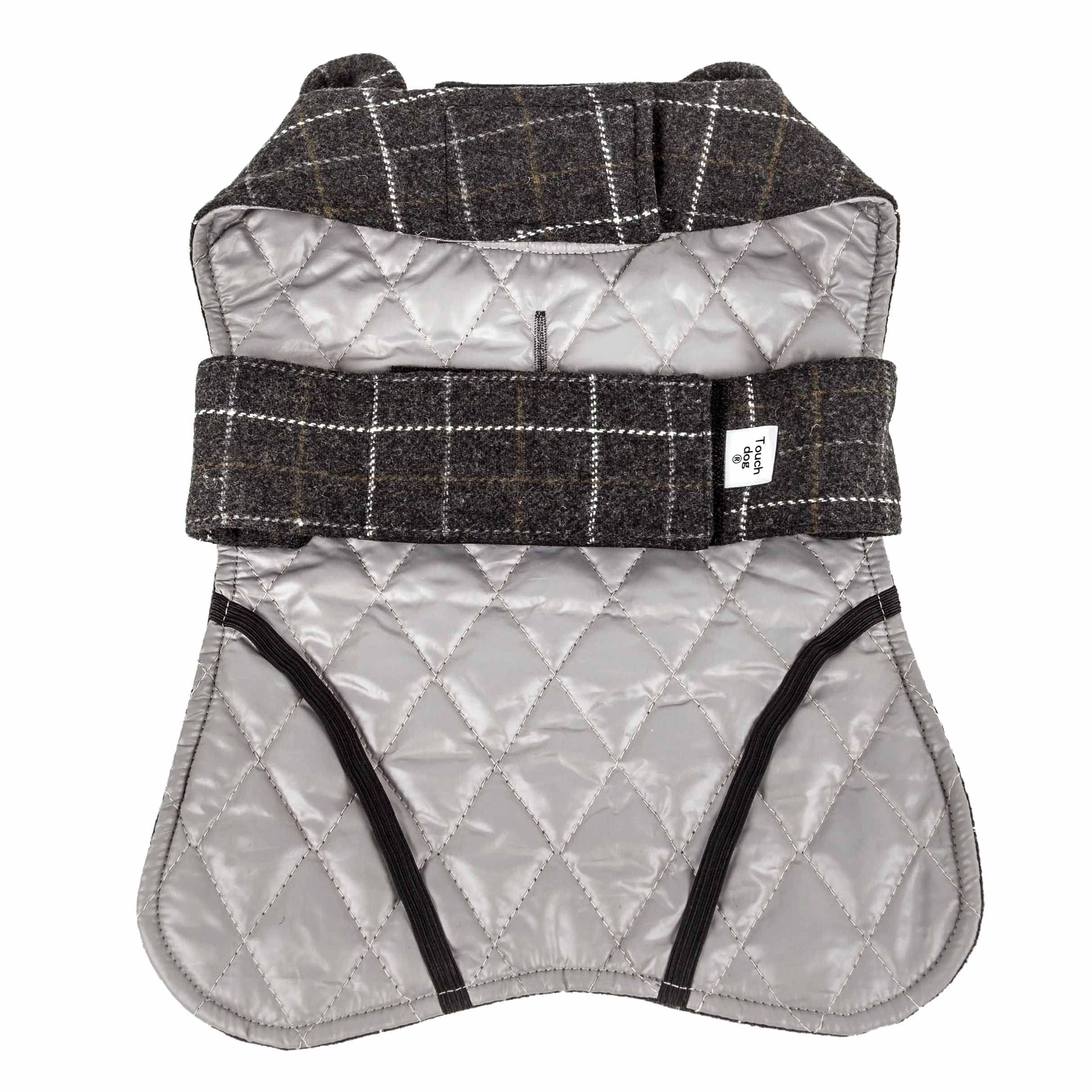 Touchdog  2-in-1 Windowpane Plaided Dog Jacket with Matching Reversible Dog Mat - Dog Coat Features Easy Hook-and-Loop enlosures