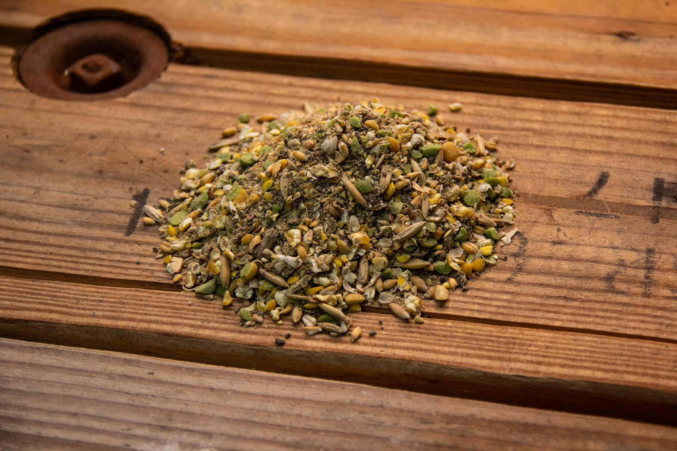 New Country Organics | Classic Grind Layer Chicken Feed for Laying Hens | Ground Grain | Soy-Free | 17% Protein | Certified Orga