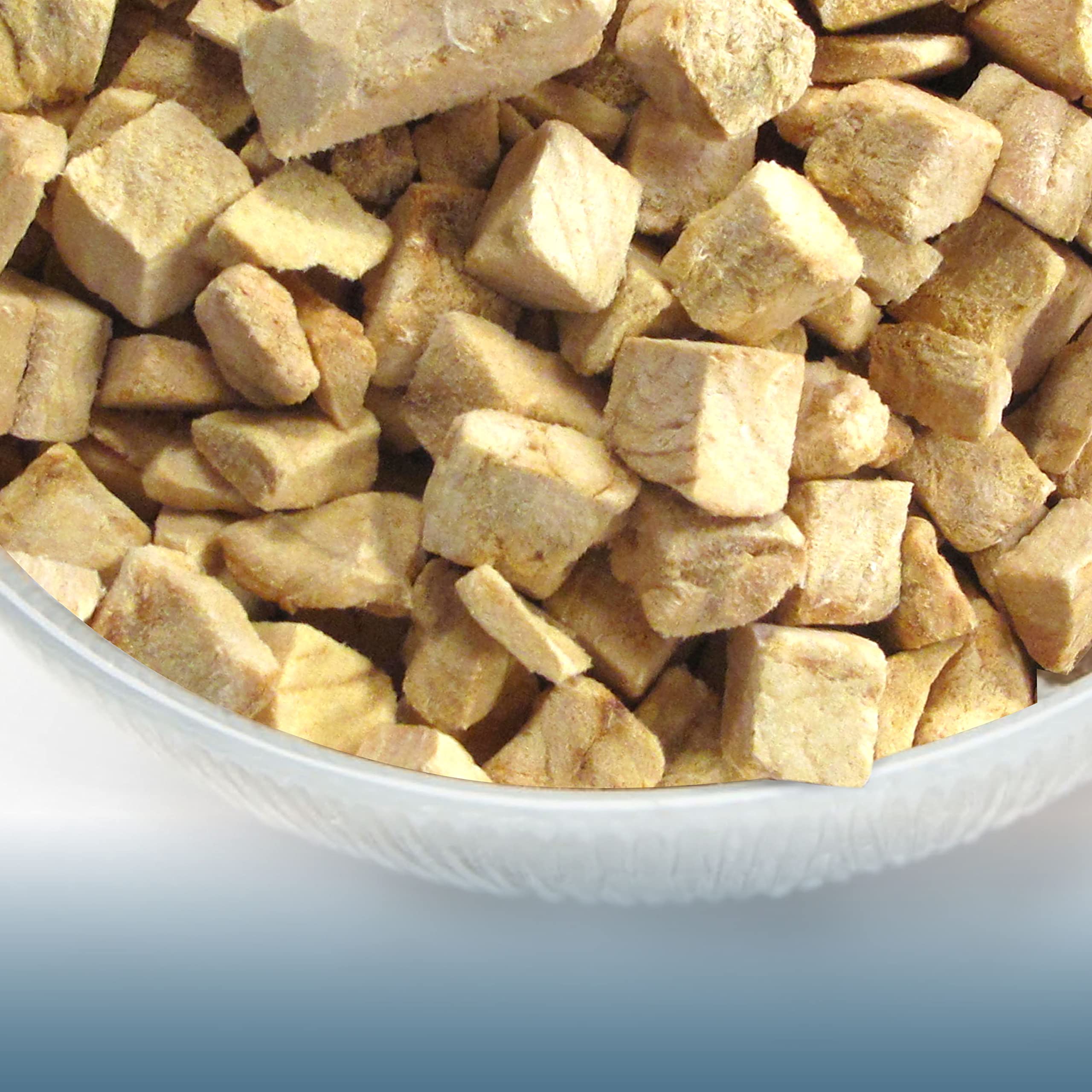 Northwest Naturals Raw Rewards Freeze-Dried Whitefish Treats for Dogs and Cats - Bite-Sized Pieces - Healthy, 1 Ingredient, Huma