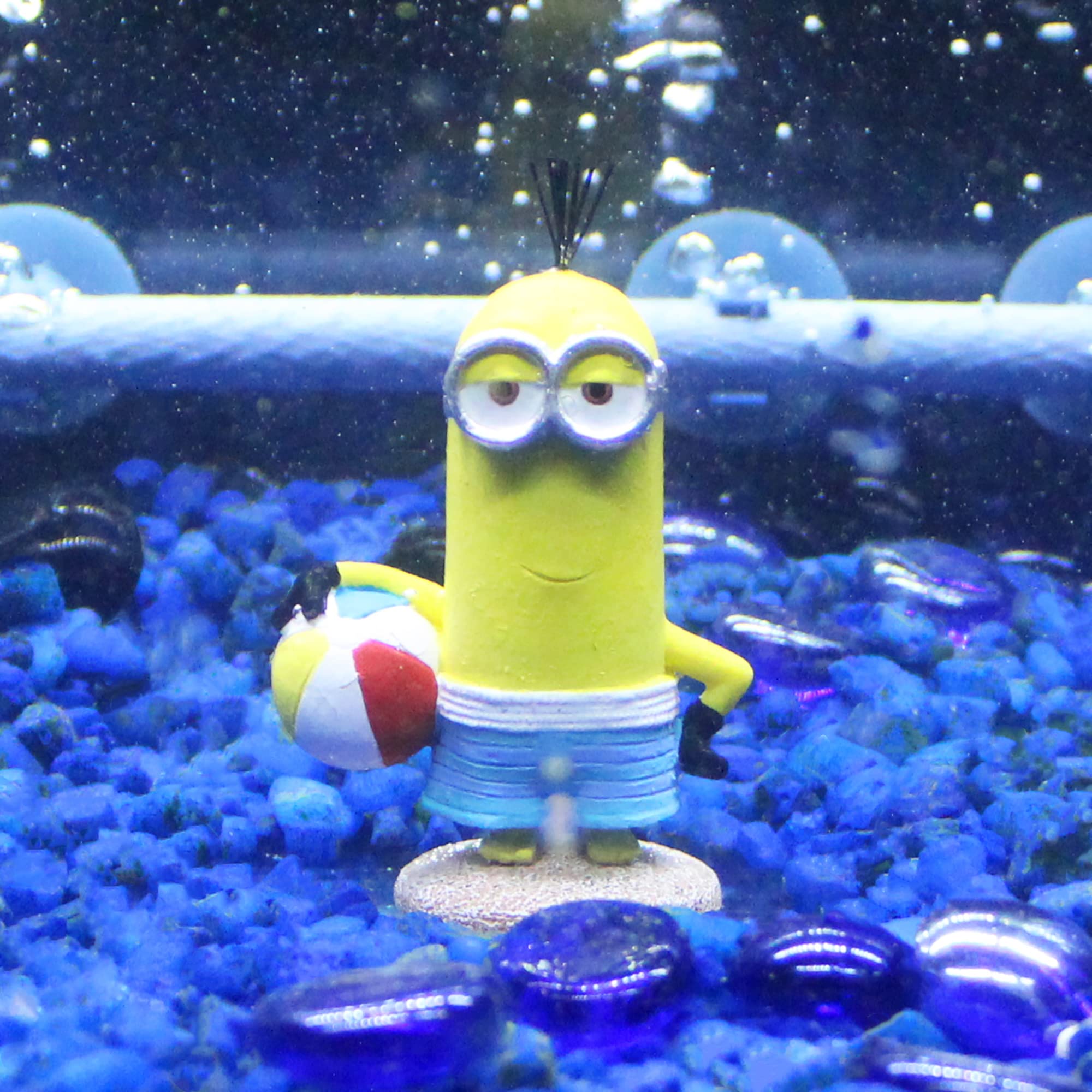 Penn-Plax Minions Officially Licensed 3-Piece Aquarium Ornament Bundle - Includes Kevin, Stuart, and Bob - Beach Themed - Small