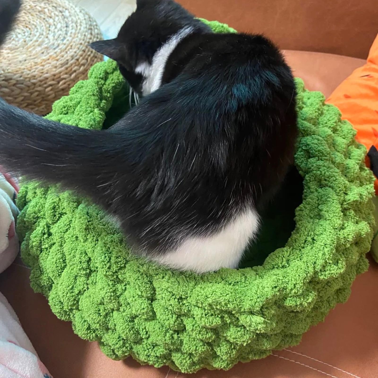 Urnat Cat Nest Bed - Premium Handwoven Washable Extra Soft Round Cave House Furniture For Indoor Kitten (Dgreen,Large)