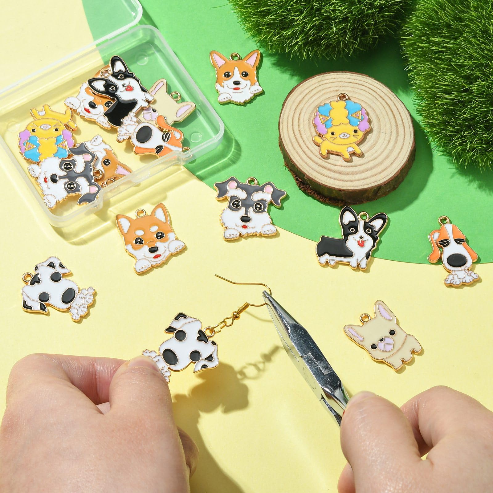 Danlingjewelry 16Pcs 8 Styles Enamel Dog Charms Cute Dog Head Charms Animal Pet Puppy Pendants For Diy Necklace Jewelry Making