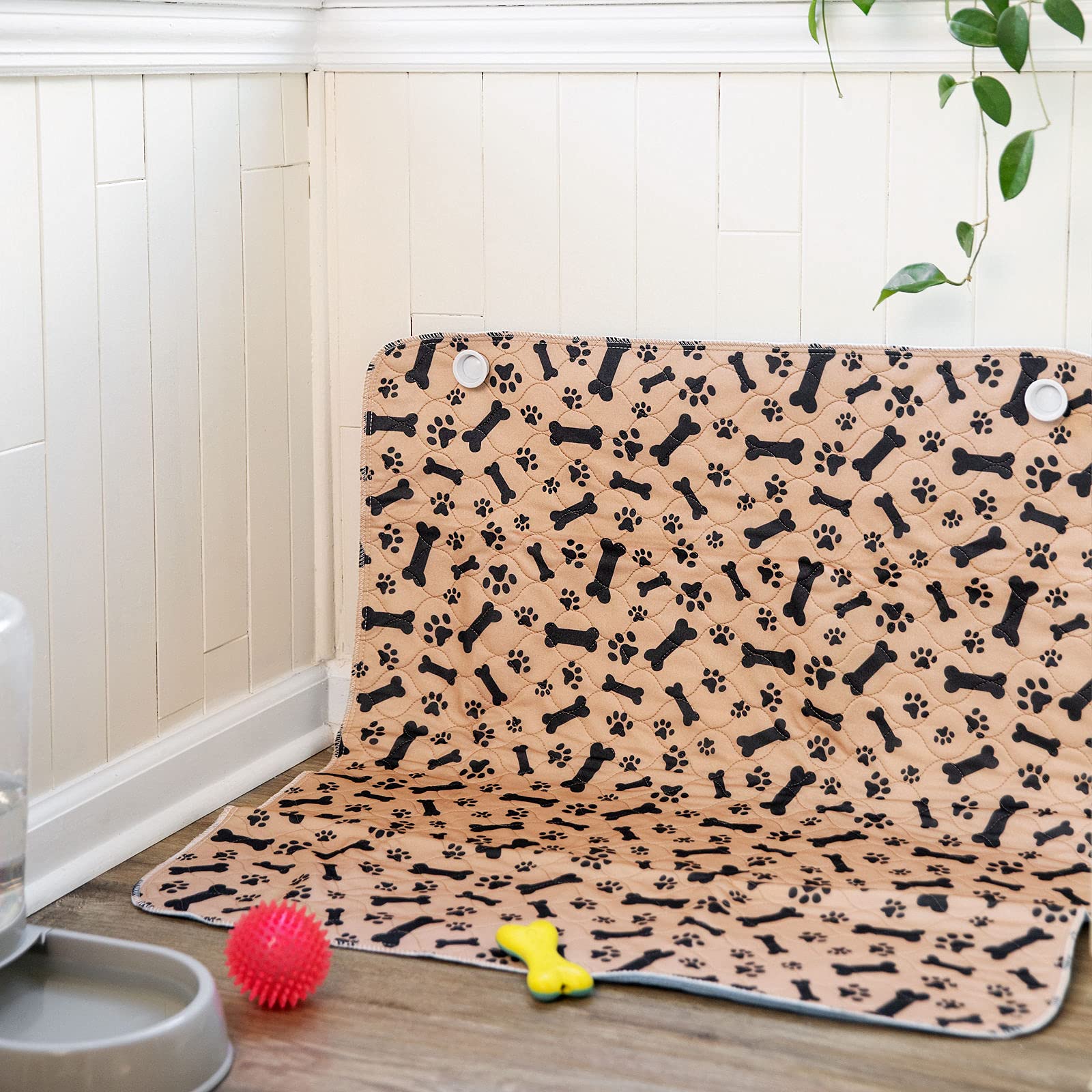 Mymoon Home Pee Pad Holder (Pack Of 2) - Works With Any Type Of Wee Wee Pads For Easy Cleanup Of Marking And Leg Lifting Dogs. (White)