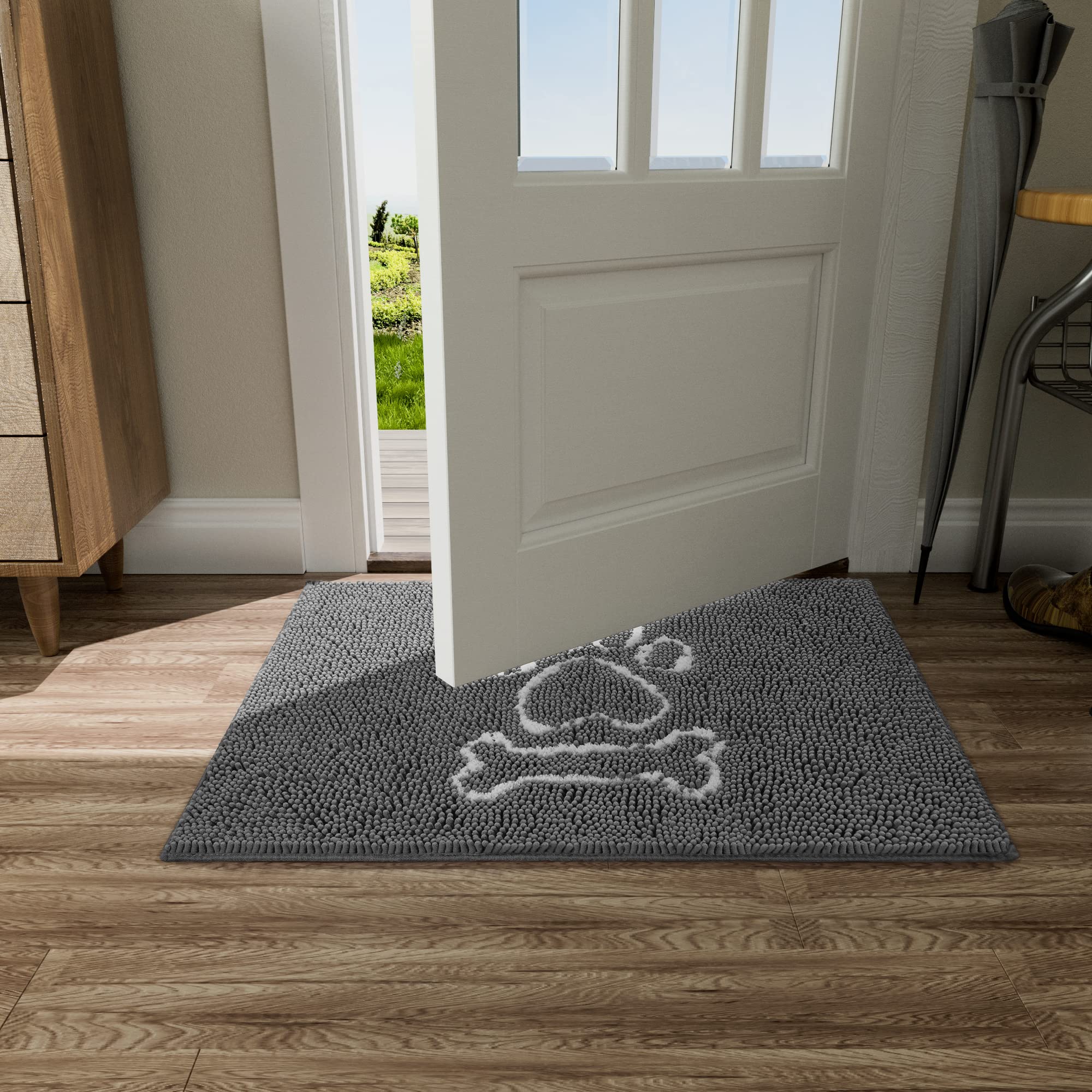 AROGAN Indoor Door Mat Entryway Rug Traps Mud and Water, Chenille Doormat for Muddy Shoes and Dog Paws, Machine Washable Doormat