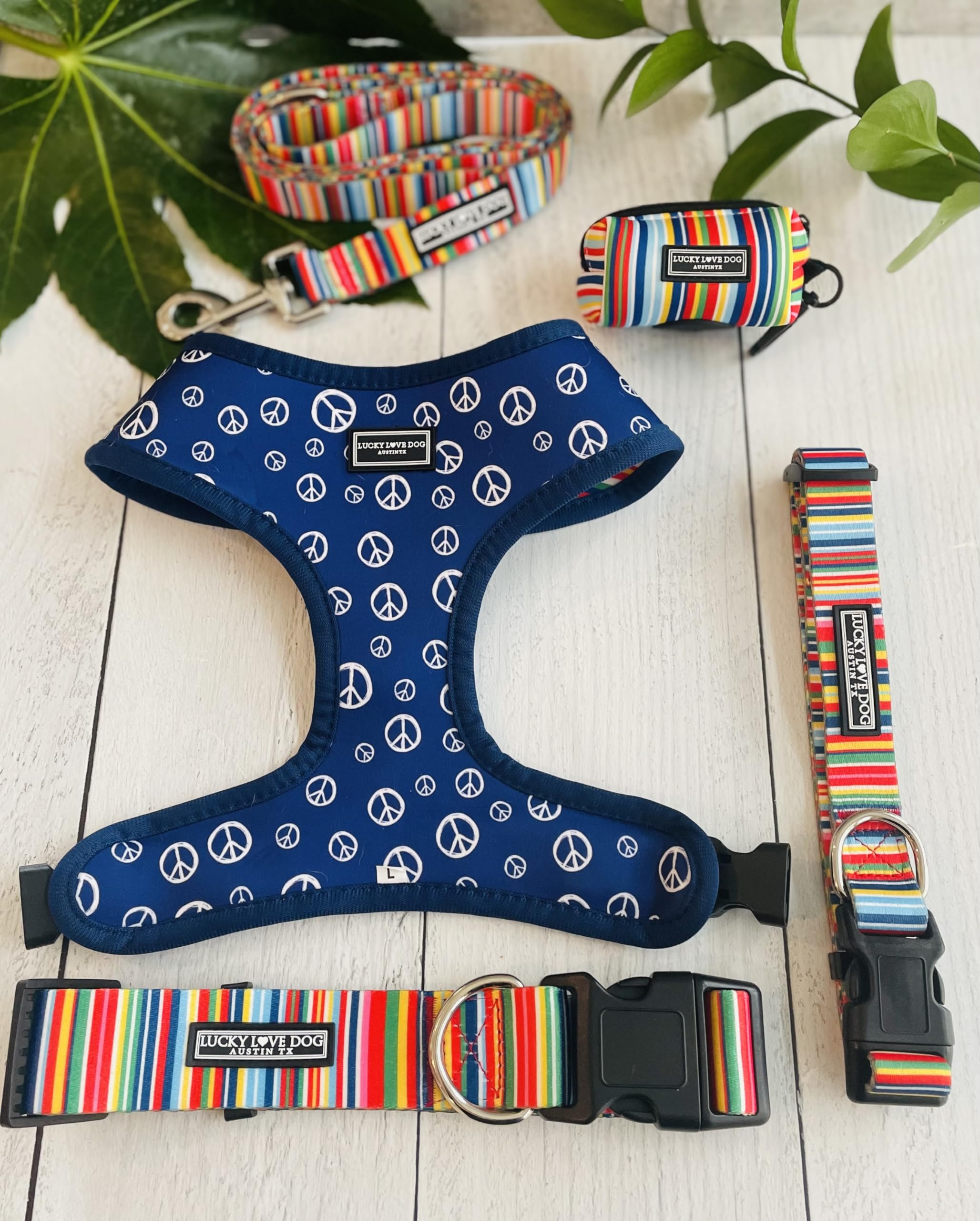 Lucky Love Dog Leash, Beautiful Vivid Patterns, Durable & Long Lasting (Hippie, Large)