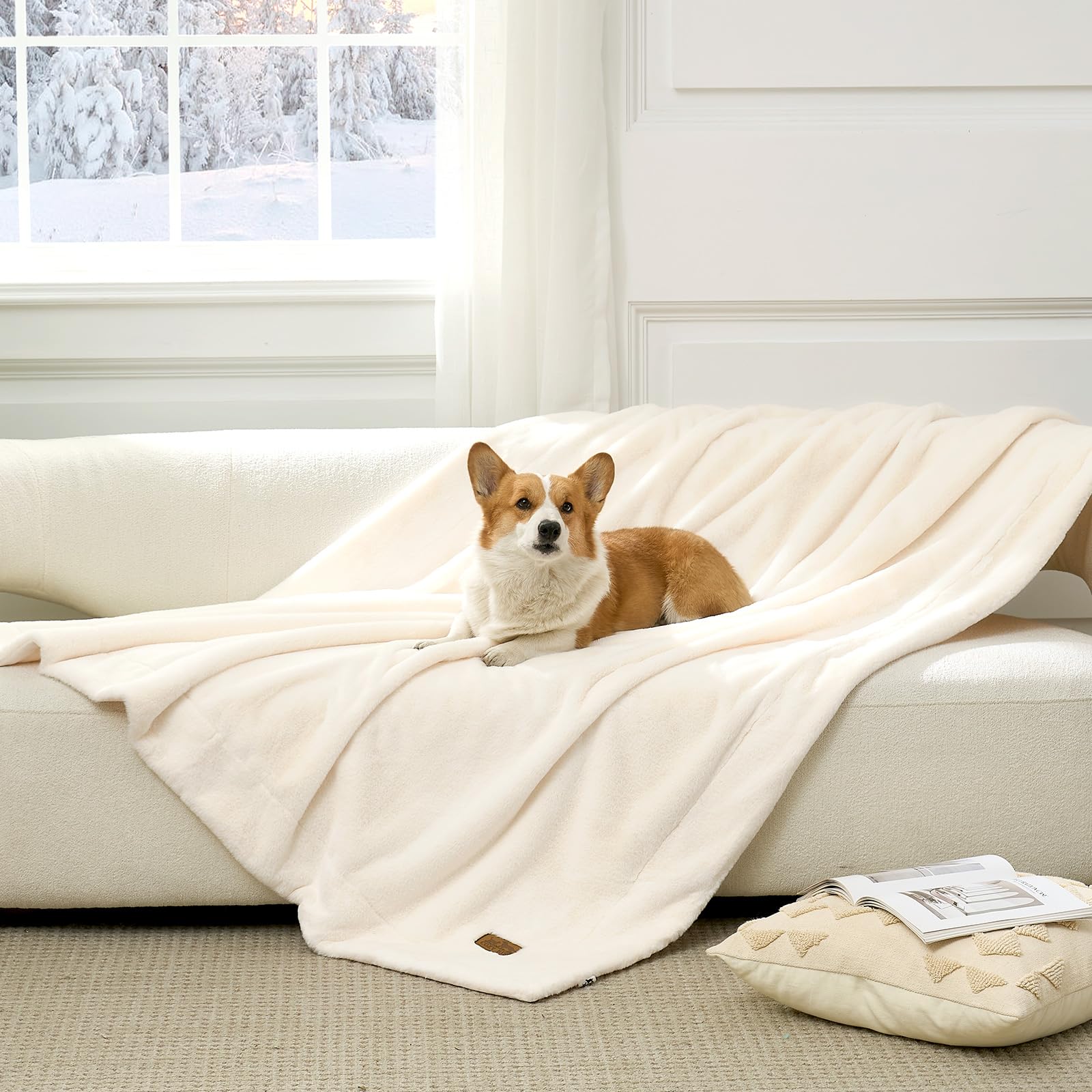 COZY KISS Waterproof Pet Blanket, Ultra Soft Luxury Faux Fur Throw Blanket for Couch, Cozy Warm Plush Blanket for Sofa Bedroom L