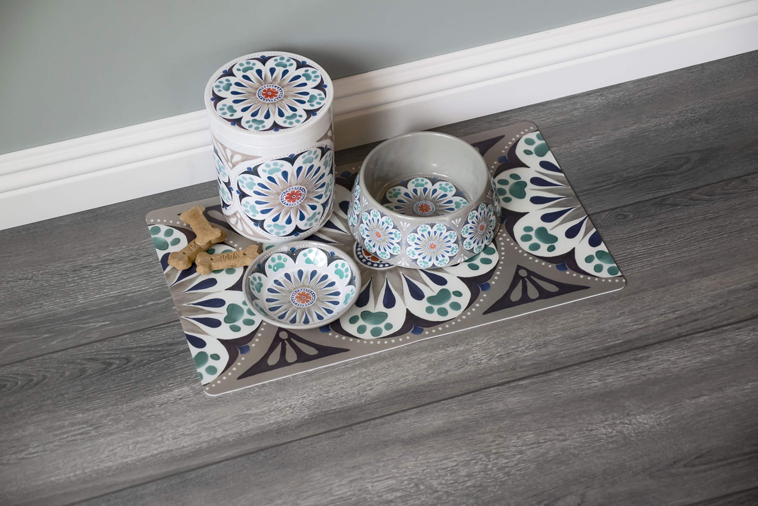 TarHong Carmel Medallion Pet Bowl, Medium, Grey, 7.1 x 2.8, 2.5 Cups, Melamine, Set of 2