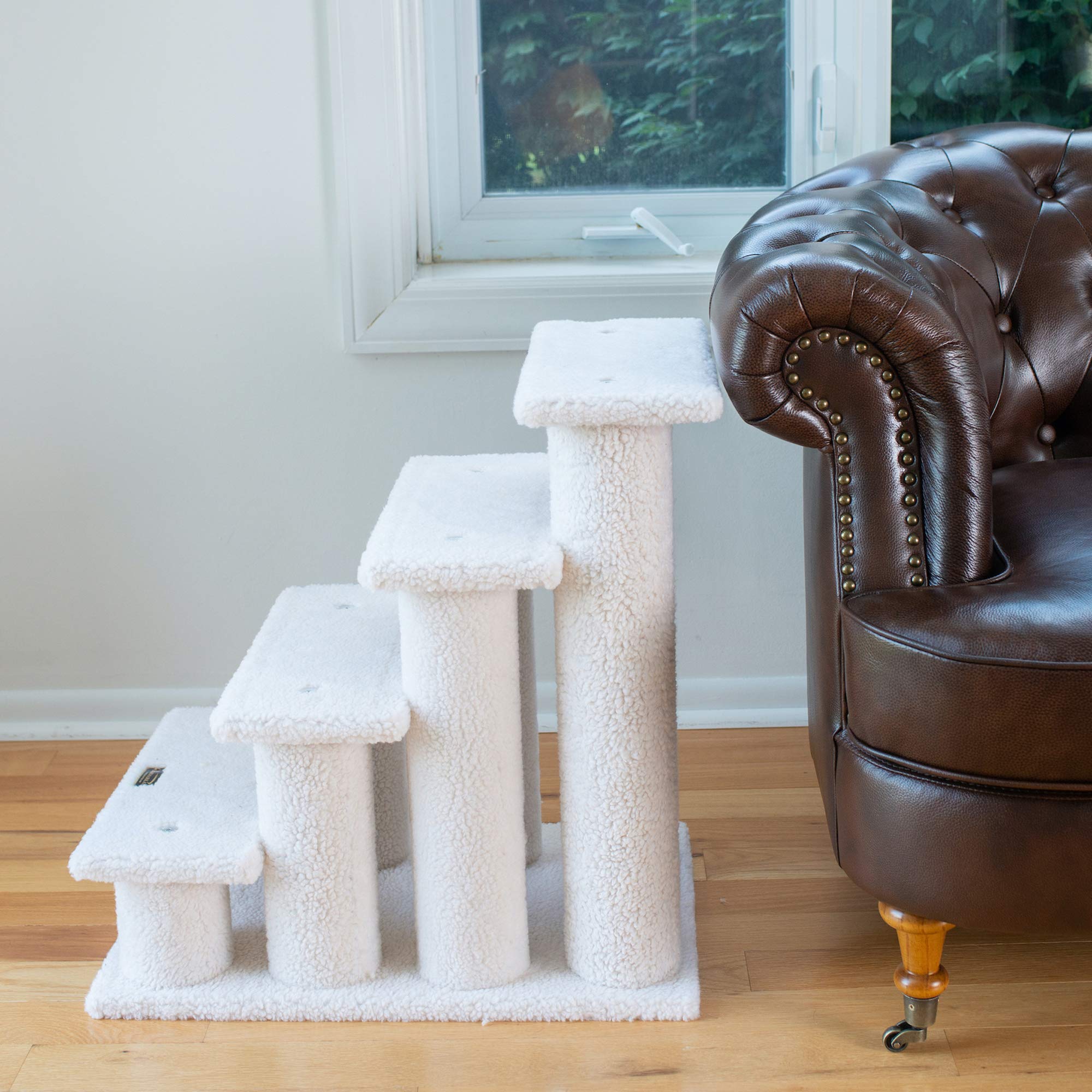Armarkat 4-Step Pet Steps B4001, Ivory, 17"W x 25"D x 25"H, Faux Fleece & Pressed Wood