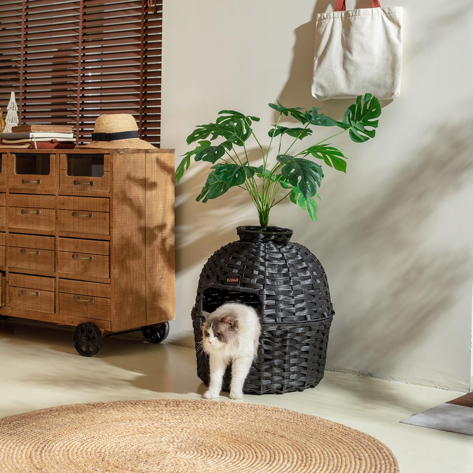 KUREEISE Hidden Litter Box Furniture with Artificial Plants, Handwoven Rattan Cat House with Enclosed Litter Box(Black)