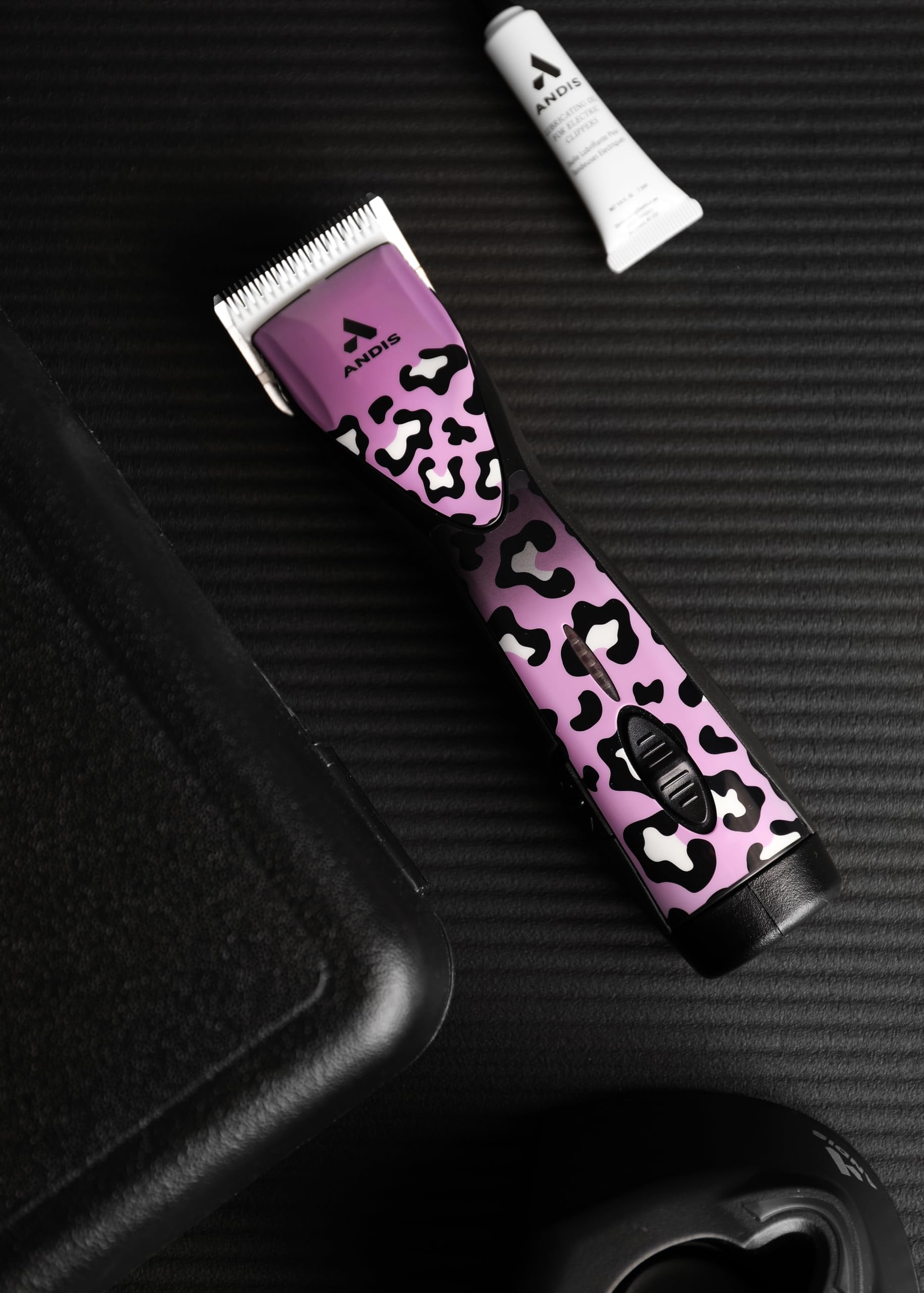 Andis 561458 Pulse Zr Ii Gabriel Feitosa Edition 5-Speed Detachable Blade Clipper, Cordless Animal/Dog Grooming, Removable Lithi