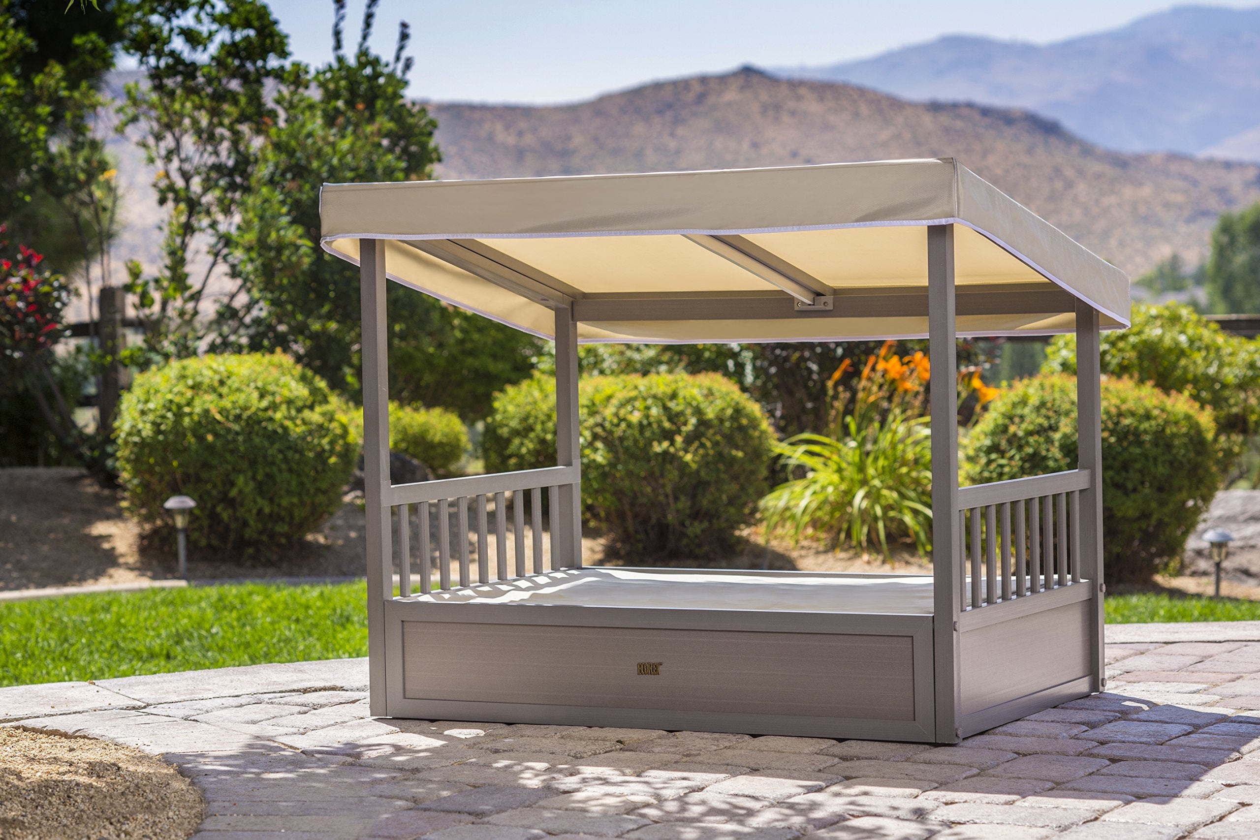 New Age Pet Ehpb505 Ecoflex Outdoor Dog Bed With Cover, Grey