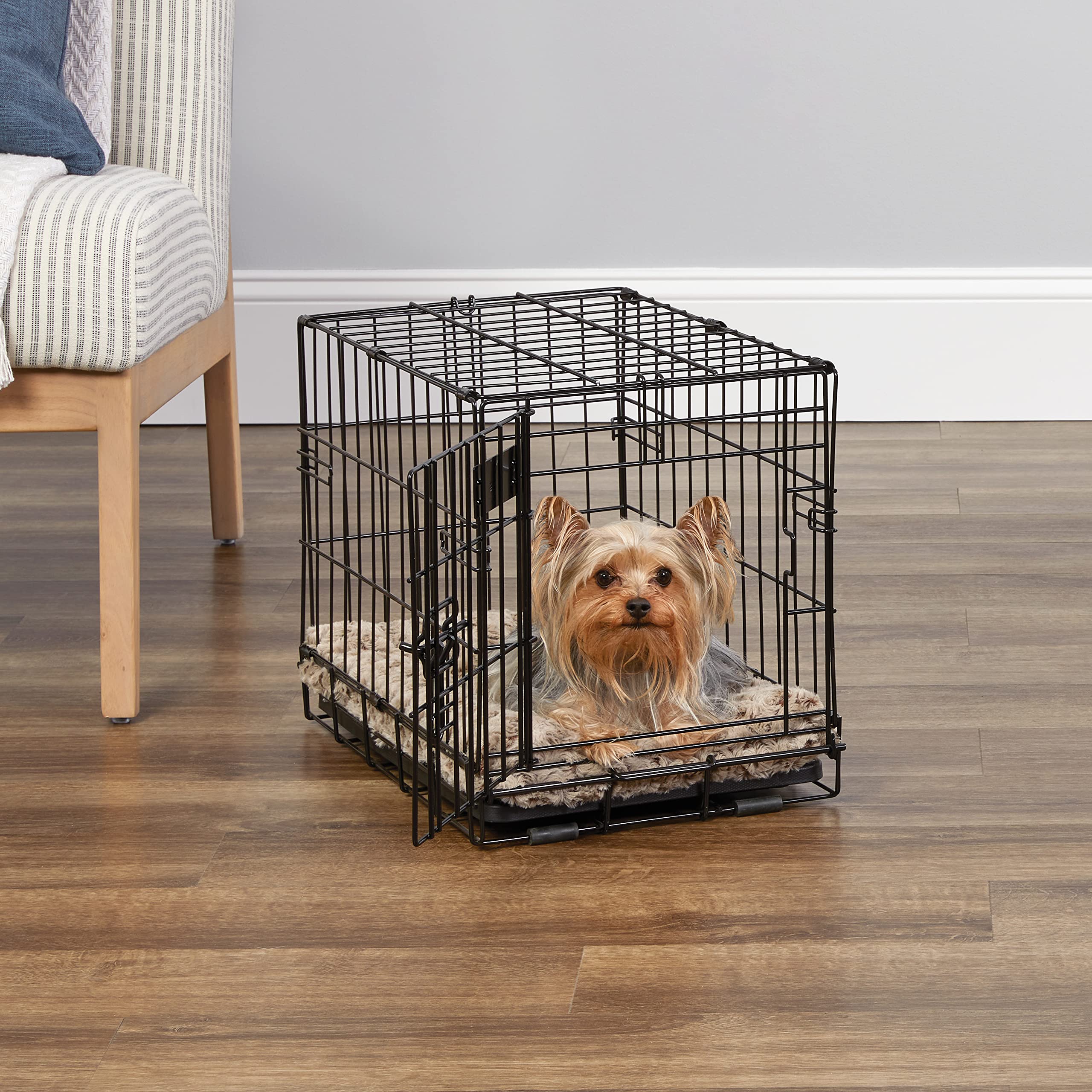 Midwest Homes For Pets Newly Enhanced Single Door Icrate Dog Crate, Includes Leak-Proof Pan, Floor Protecting Feet , Divider Pan