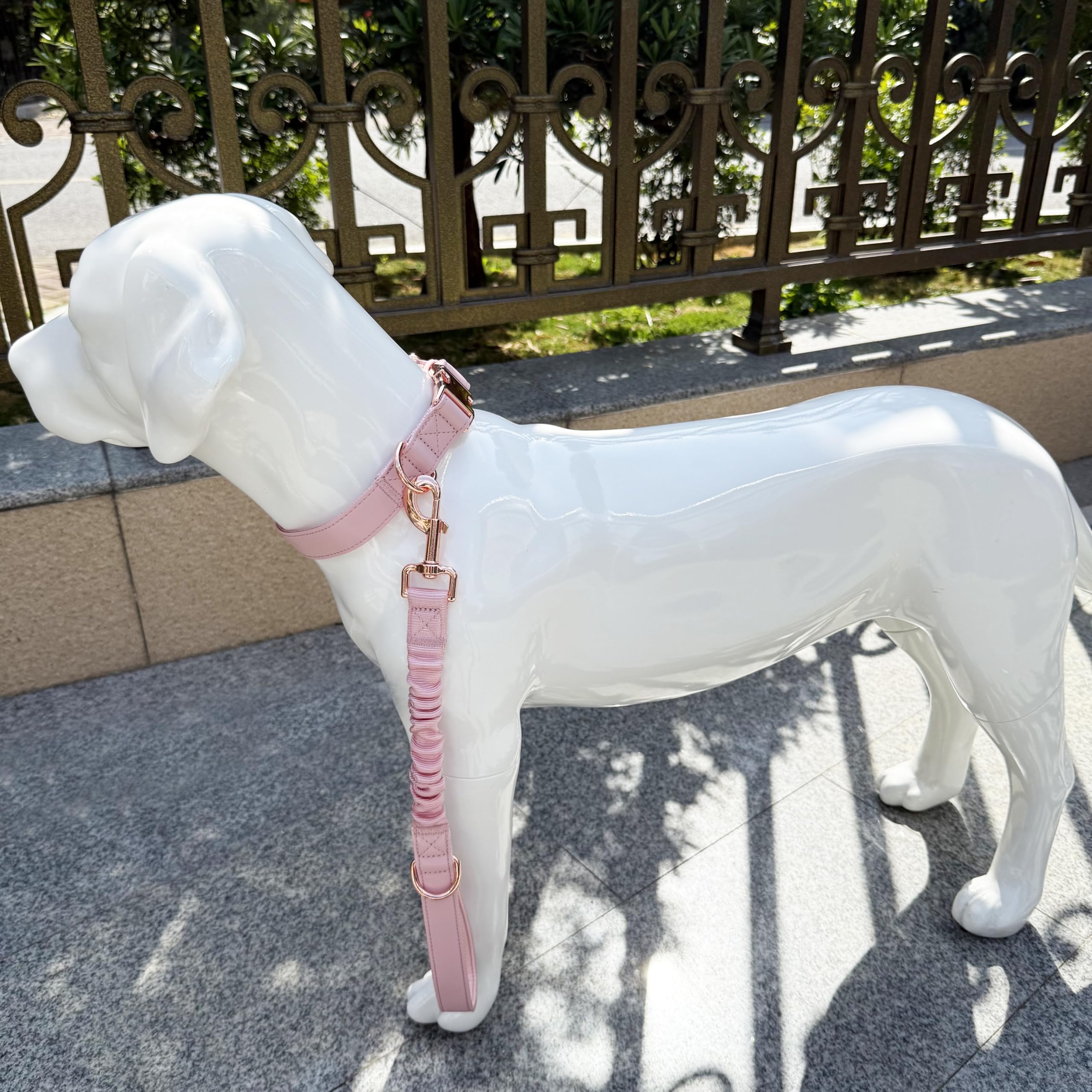 18'' Short Dog Leash Comfortable Soft Nylon Bungee Resistance Elastic Short Leash For Large And Medium Dogs (Pink, 18''-24'')