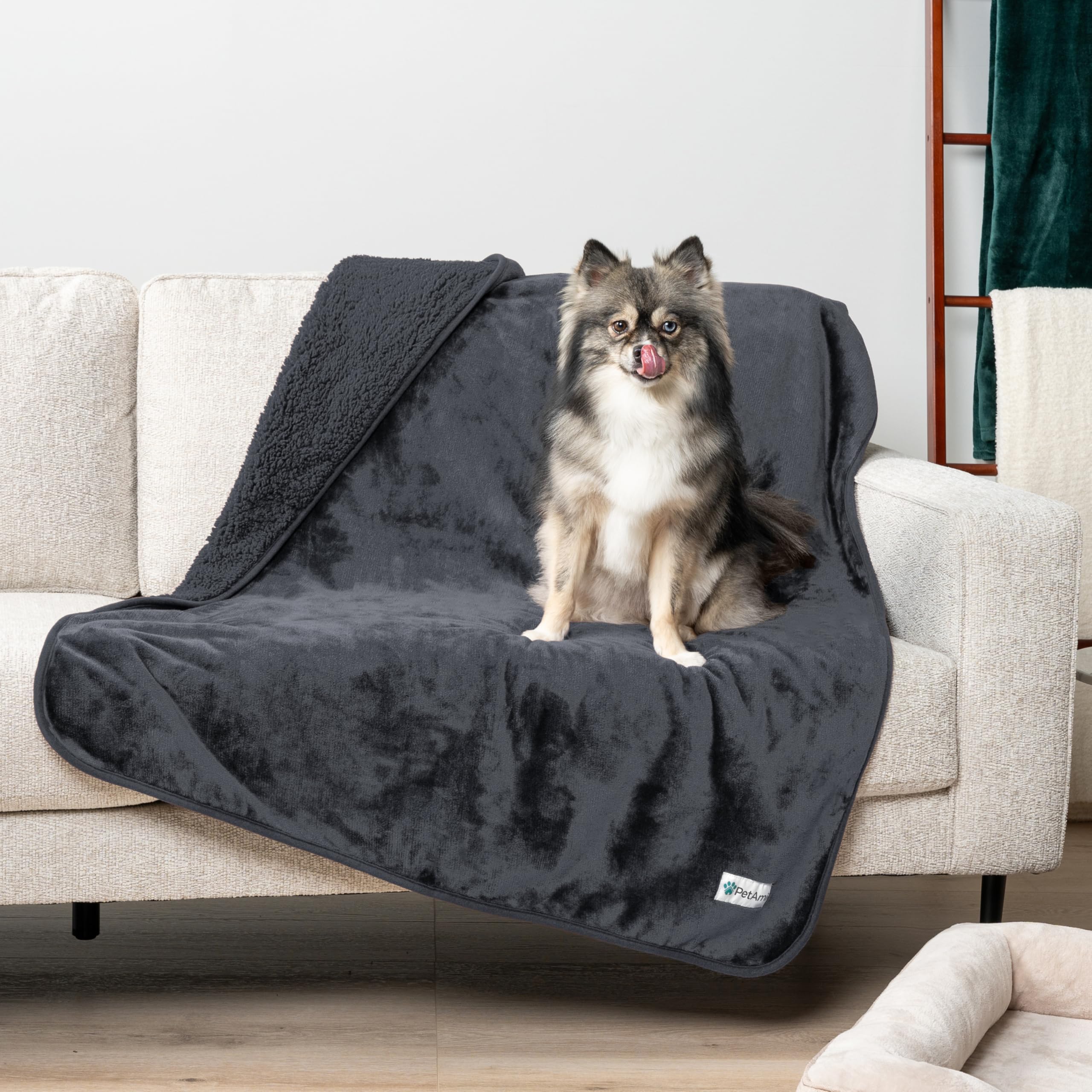 Petami Waterproof Dog Blanket For Extra Large Dogs, Pee Proof Pet Blanket For Bed Couch, Reversible Water Proof Blanket For Puppy Indoor Cat, Soft Dog Crate Cover Washable, Queen 90X90 Gray
