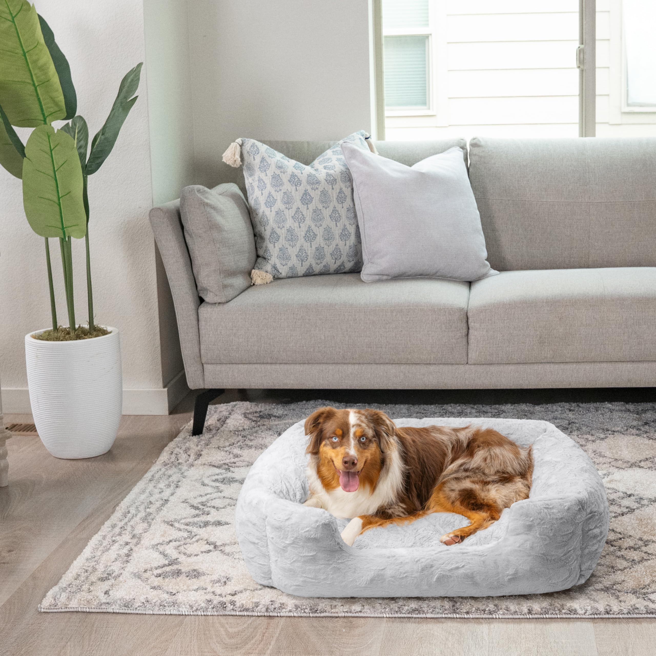 Best Friends by Sheri Lux Lounge Bed Calming Faux Fur Dog Bed, Gray, Large, 36'' x 27''