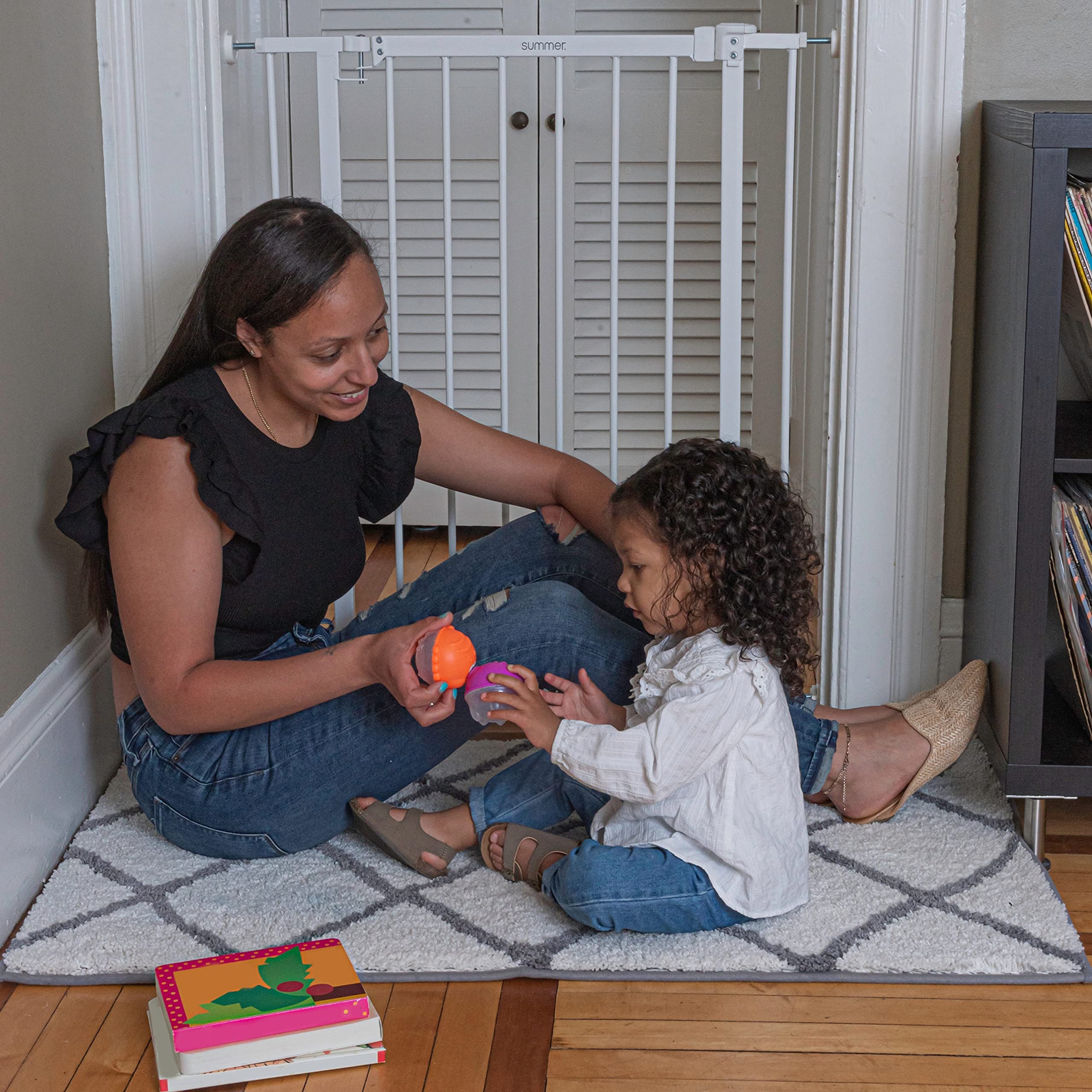 Summer Infant Everywhere Extra Tall & Extra Wide Pet And Baby Gate, 28.75' - 39.75' Wide, 36' Tall, Pressure And Hardware Mounted, Install In-Between Rooms, Doorways And Stairways - White Metal