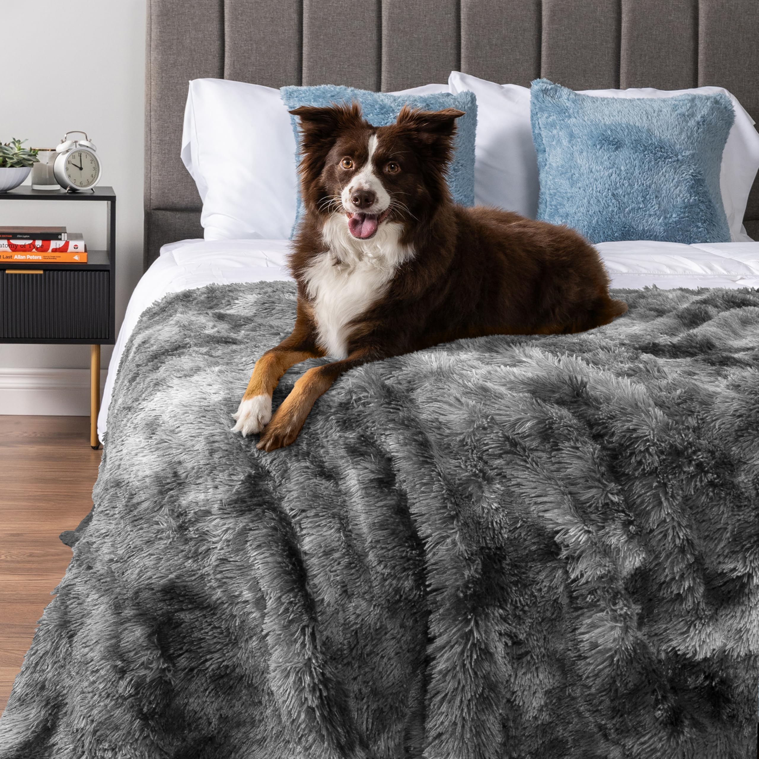 PetAmi Waterproof Dog Blanket for Medium Large Dogs, Calming Fleece Cat Blanket, Couch Protector Washable Sherpa Faux Fur Pet Th