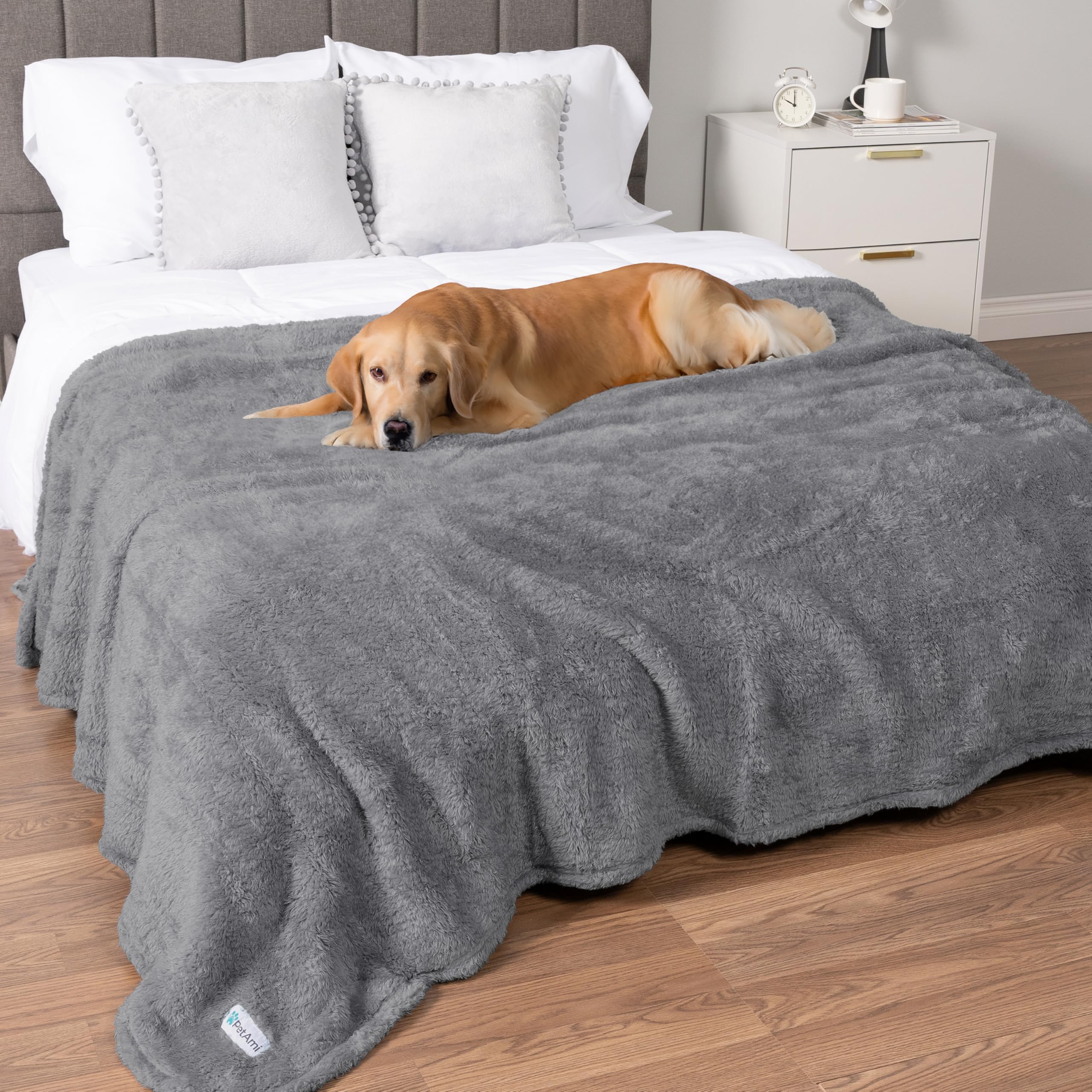 PetAmi Fluffy Waterproof Dog Blanket Fleece | Soft Warm Pet Fleece Throw for Large Dogs and Cats | Fuzzy Furry Plush Sherpa Thro