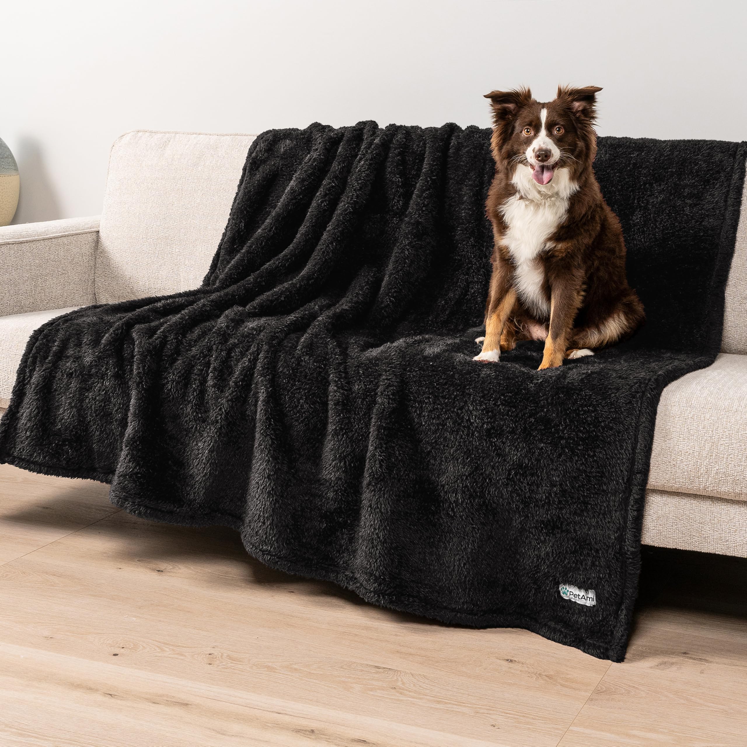 Petami Fluffy Waterproof Dog Blanket For Bed Large Dogs, Soft Warm Pet Sherpa Throw Pee Proof Couch Cover, Reversible Cat Blanket Sofa Crate Kennel Protector, Washable Mat Queen (Black, 90X90)
