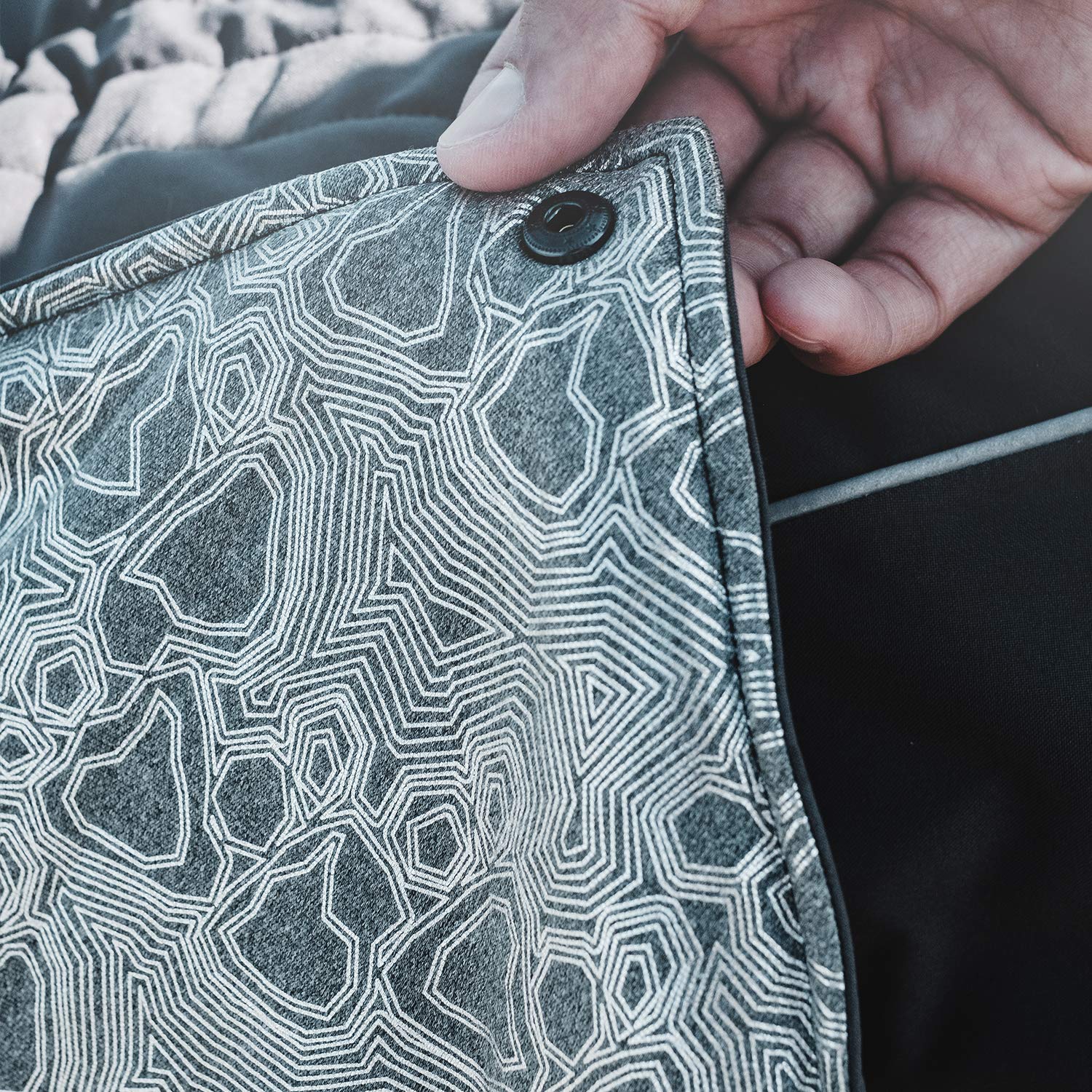 Hurtta Extreme Warmer, Dog Winter Jacket, Granite, 18 In