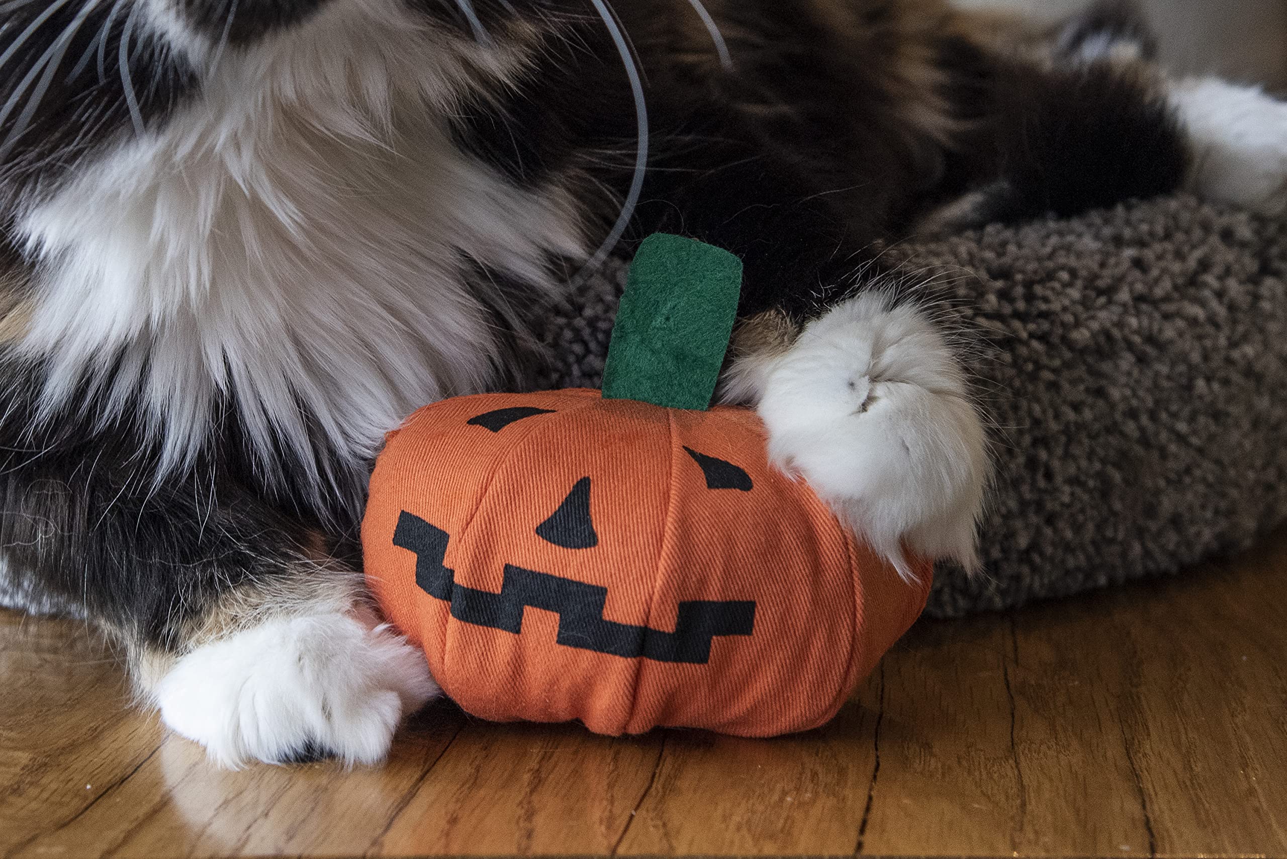 Yeowww Halloween Pumpkin Catnip Toy