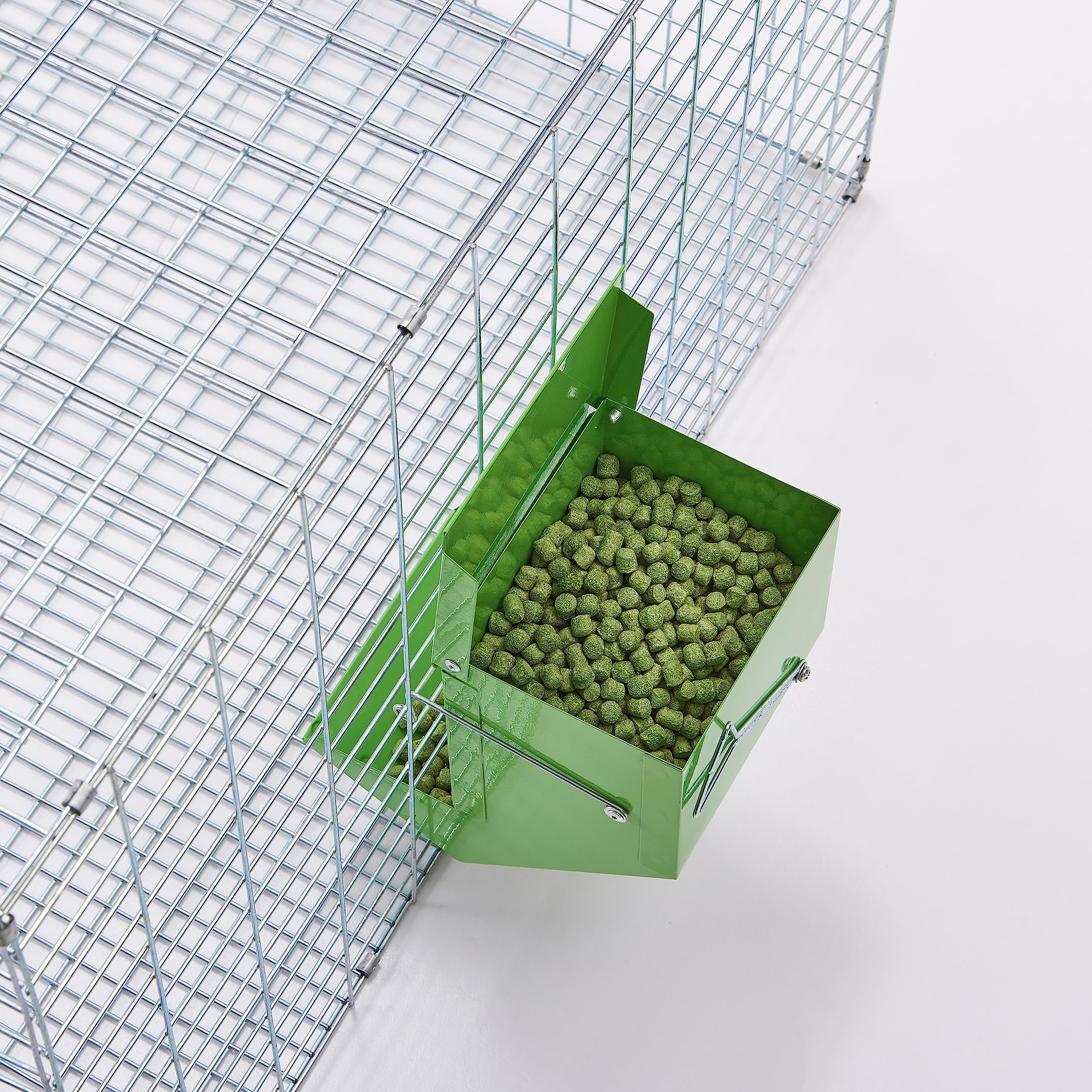 CounttyLivin Metal Small Animal Feeder with Lid, Heavy Duty Rabbit Feeder, Large Capacity Rabbit Food Dispenser, Great for Rabbi