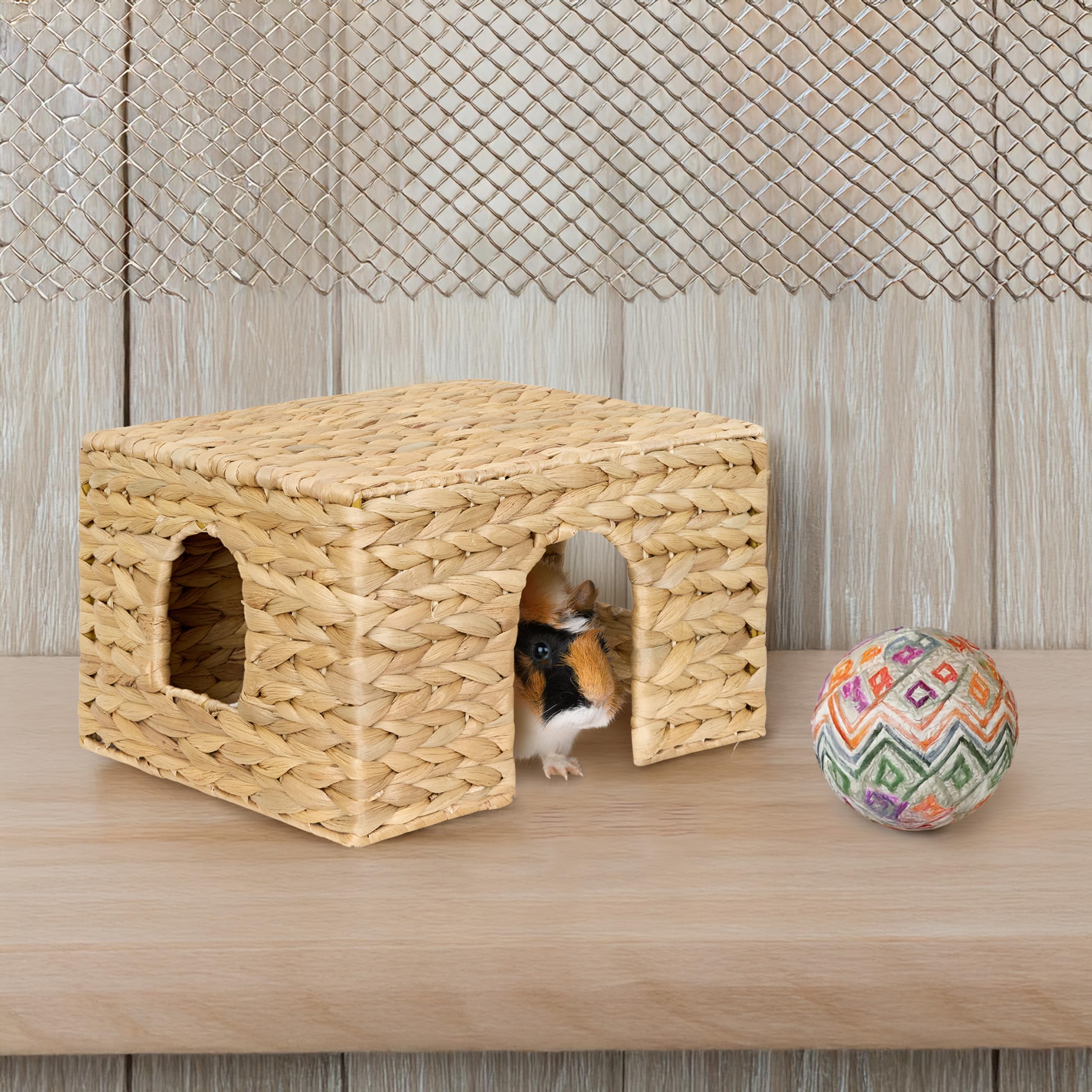 Mixumon Water Hyacinth Chinchilla Guinea Pig House With Window, Natural Chinchillas And Guinea Pigs Hideout