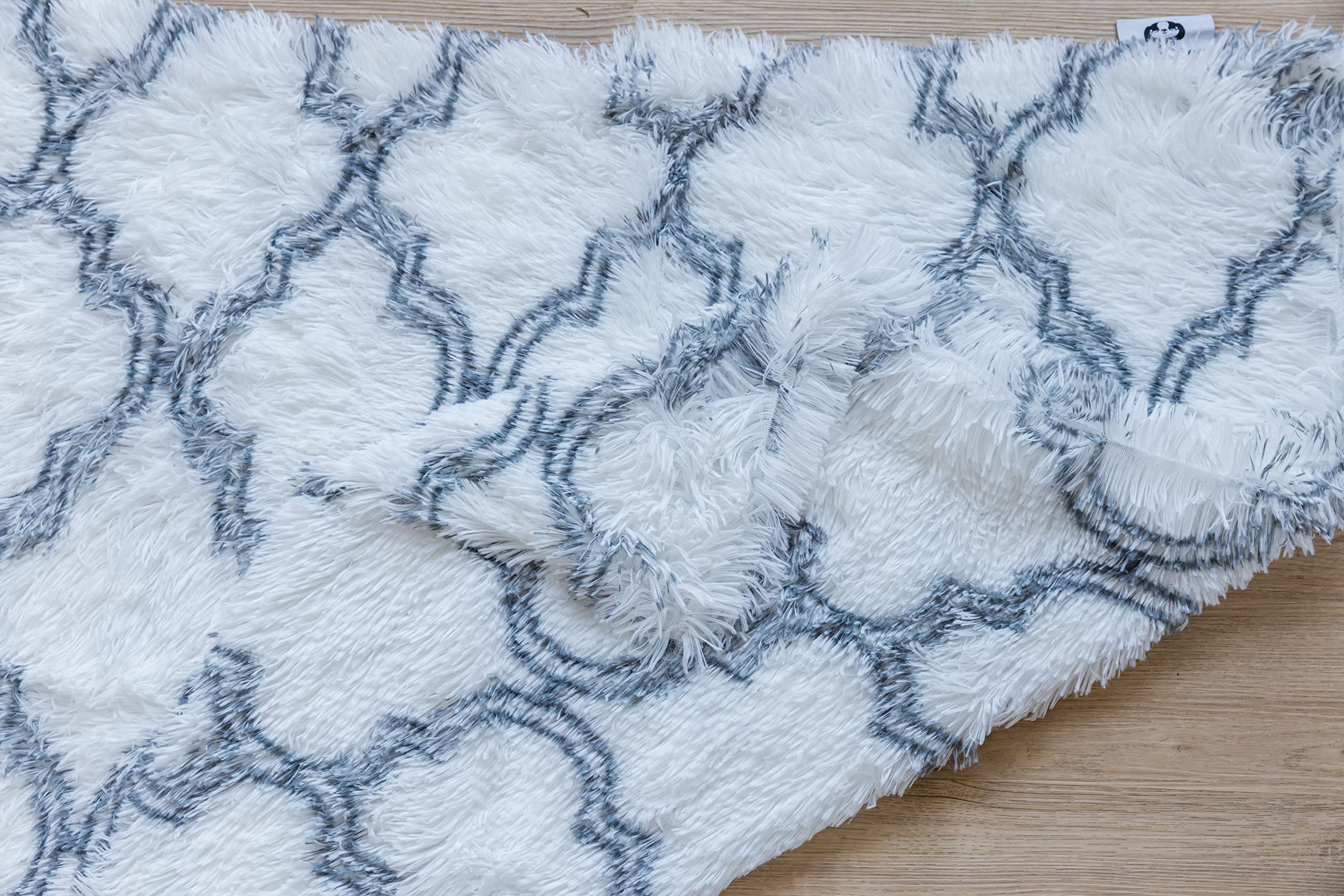 Pjyucien Fluffy Fleece Calming Pet Throw Blanket, Super Soft And Warm For Indoor Cats And Dogs, Medium 24 * 32'', Machine Washab