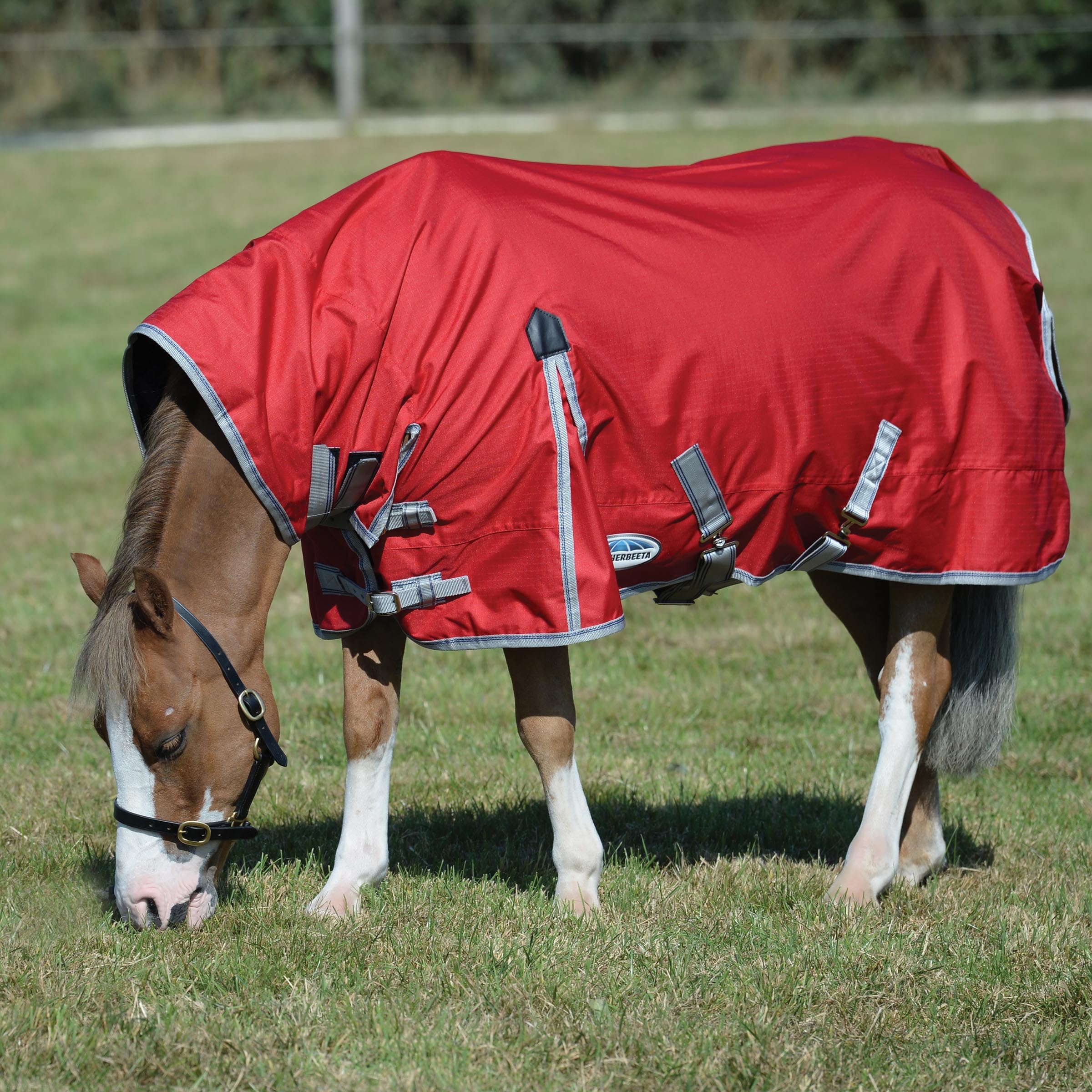 Weatherbeeta Comfitec Classic Combo Neck Lite, Red/Silver/Navy, 66''