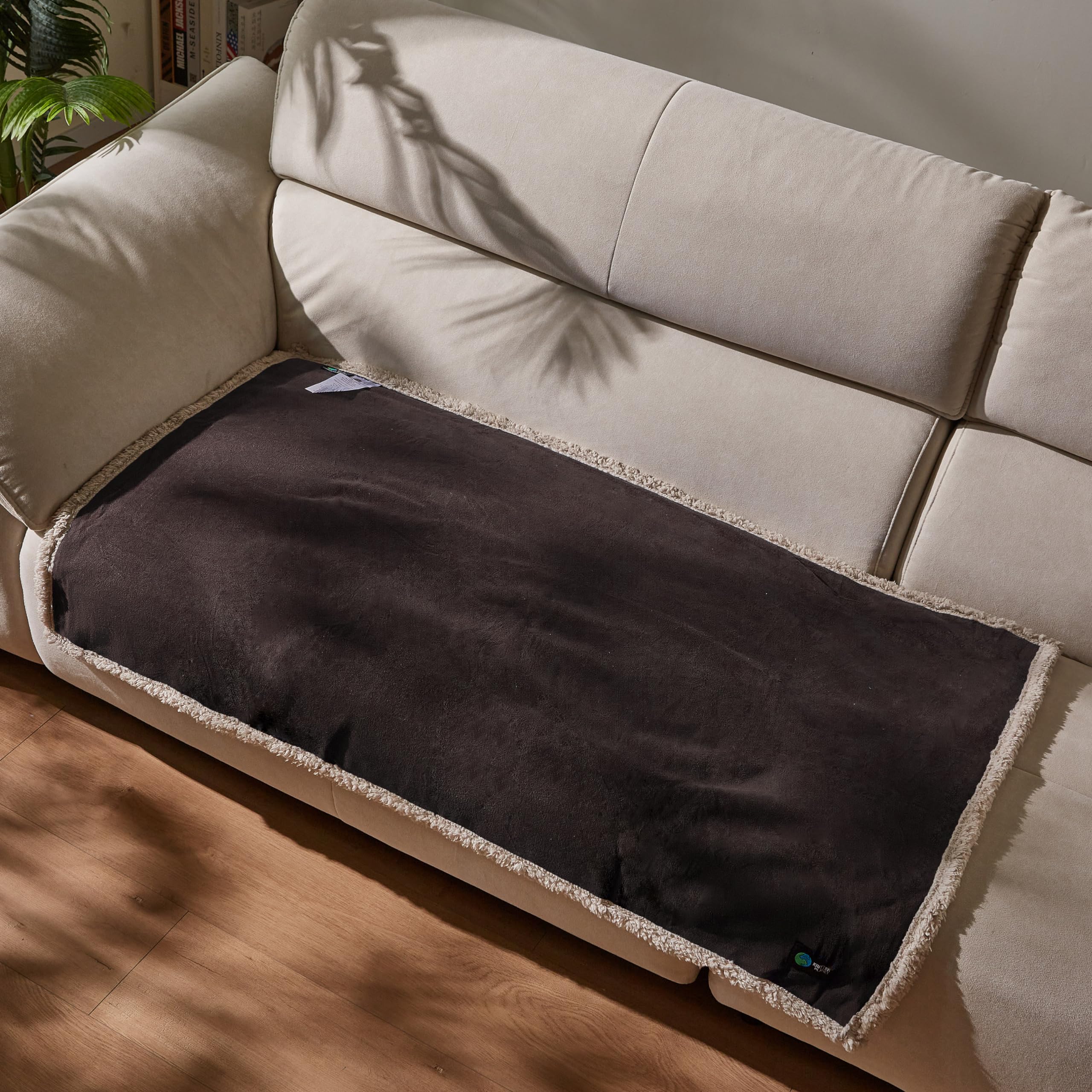 Kritter Planet Waterproof Sofa Blanket For Dogs, Pee Proof Reversible Couch Cover, Liquid Proof Furniture Protector, Washable, Hair Resistant, Stain Proof