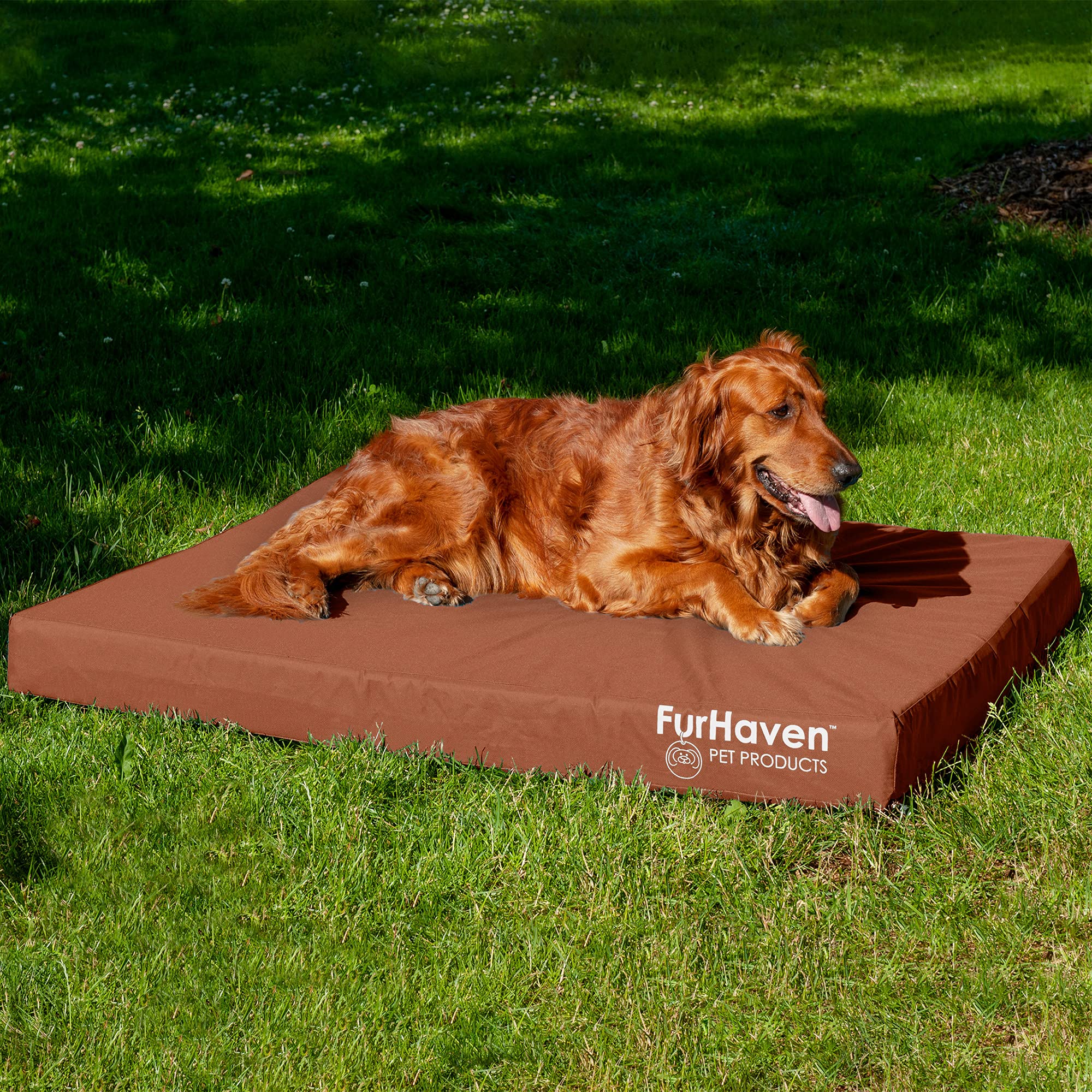 Furhaven Water-Resistant Cooling Gel Dog Bed for Large Dogs w/ Removable Washable Cover, For Dogs Up to 95 lbs - Indoor/Outdoor