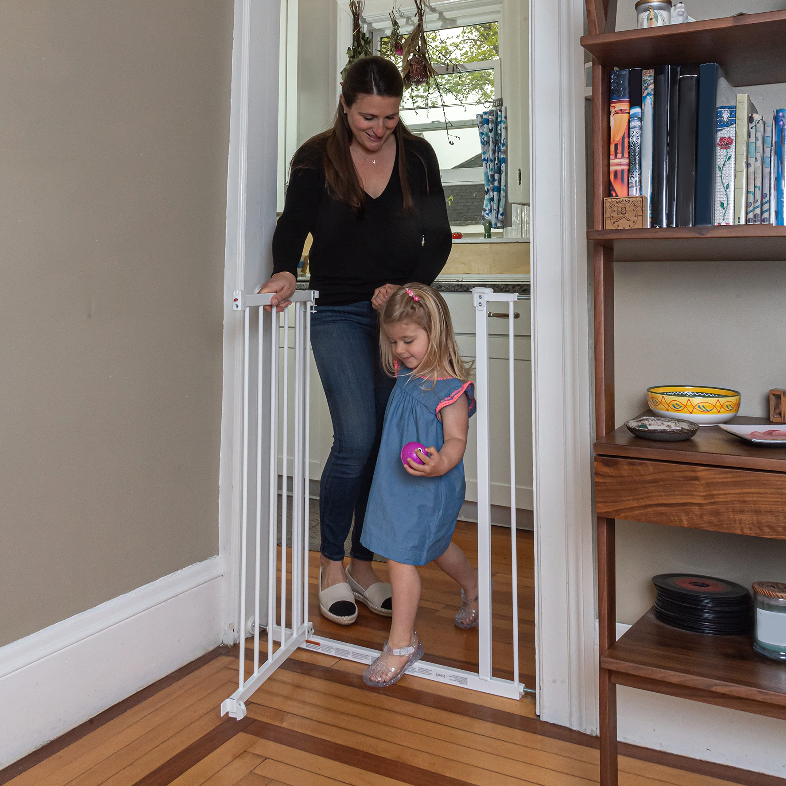 Summer Infant Everywhere Extra Tall & Extra Wide Pet And Baby Gate, 28.75' - 39.75' Wide, 36' Tall, Pressure And Hardware Mounted, Install In-Between Rooms, Doorways And Stairways - White Metal