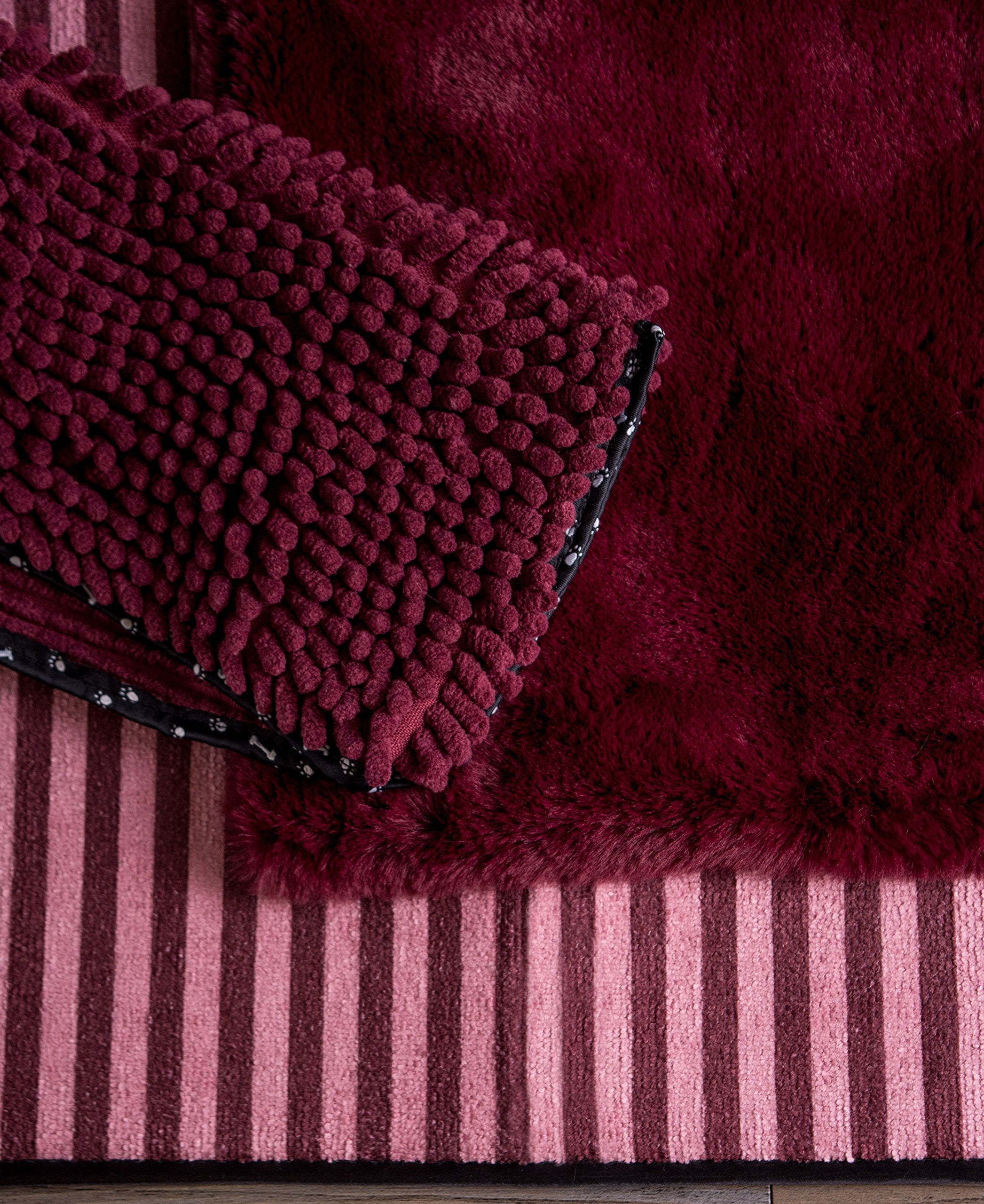 Bone Dry Faux Fur Pet Cage Liner, Xxx-Large - 29 X 48', Cranberry