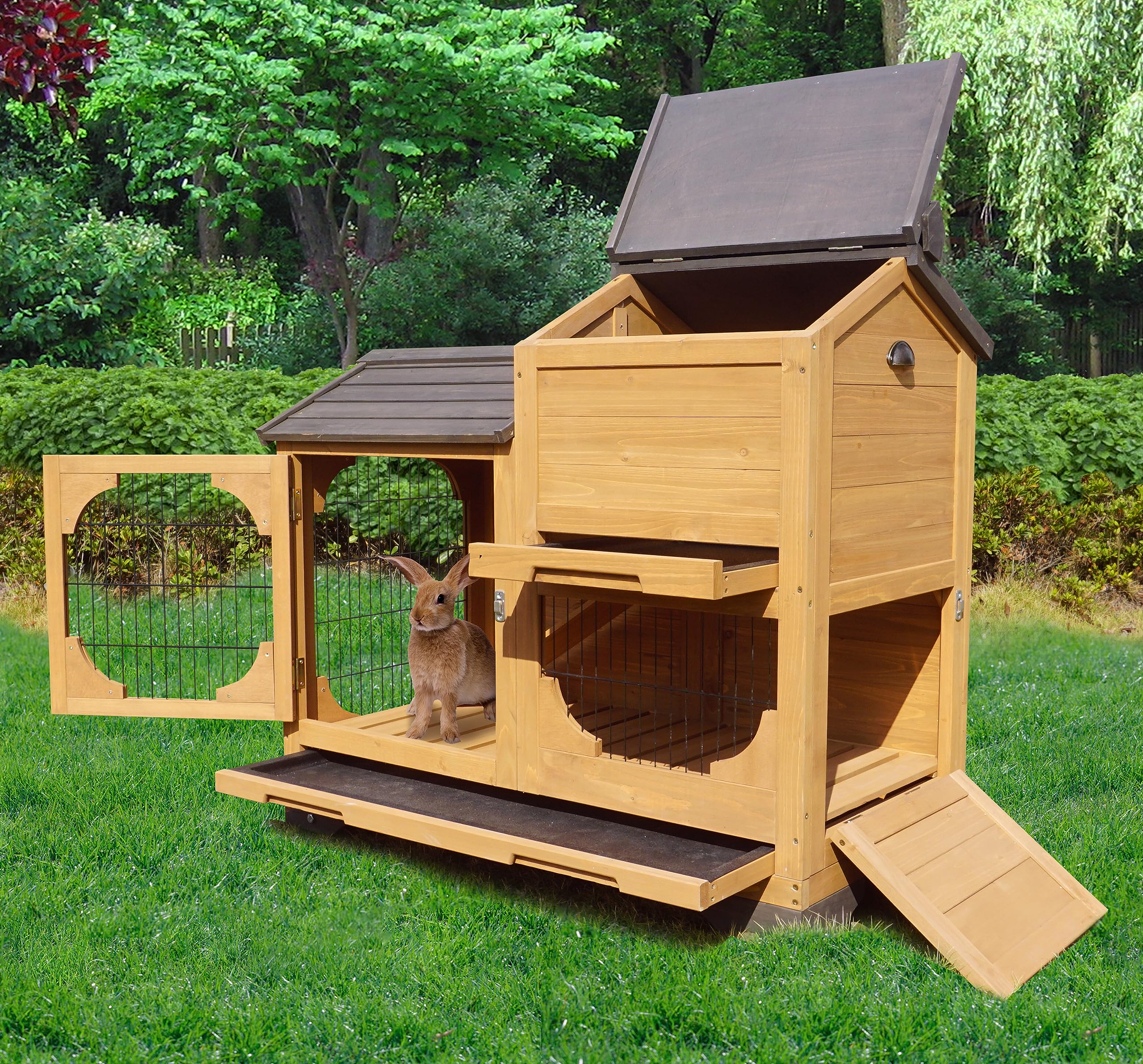 zoovilla Indoor and Outdoor Bunny Hutch with Removable Tray and Wheels