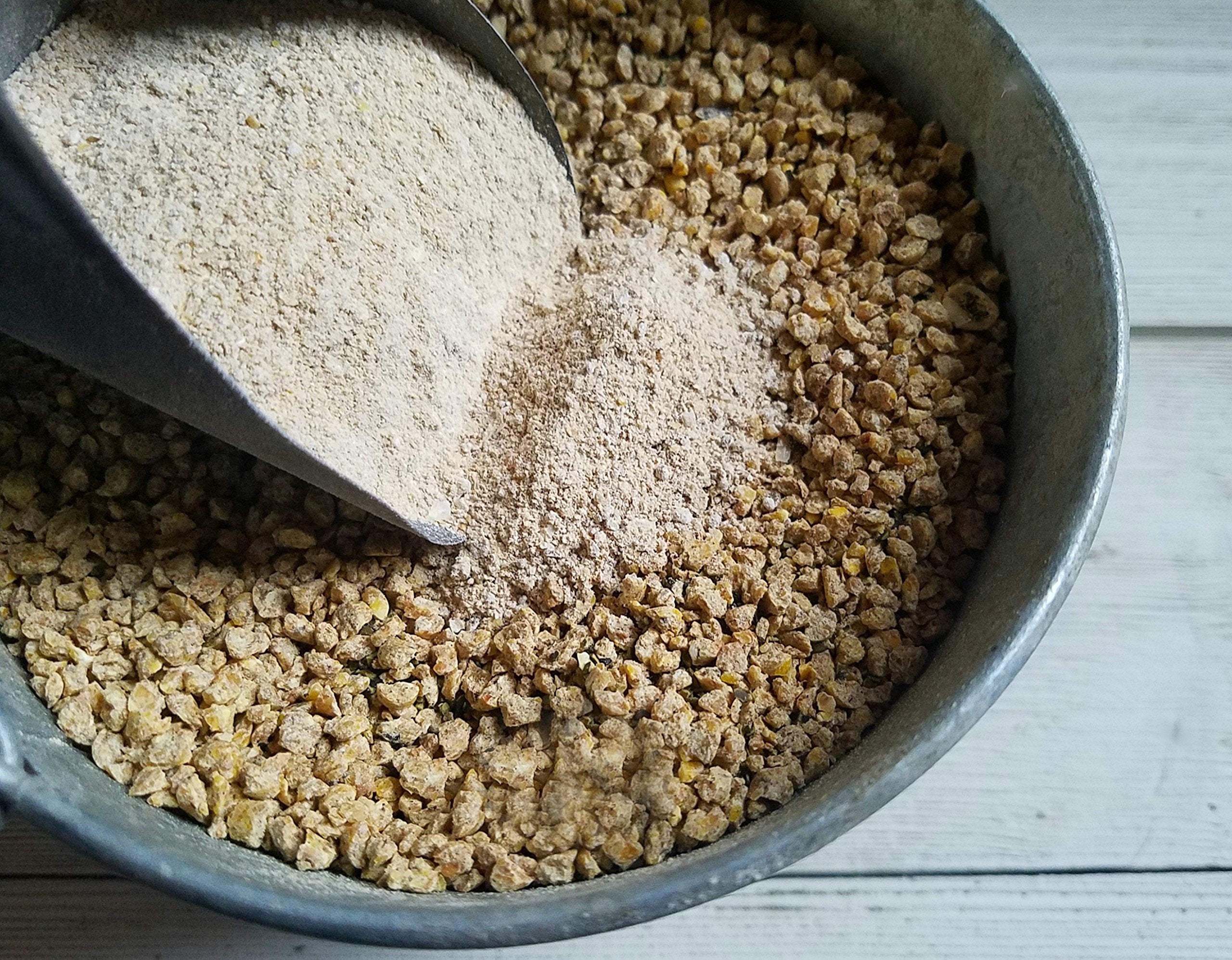 Fresh Eggs Daily Brewer's Yeast with Garlic & Niacin for Ducks & Ducklings - 1LB Feed Supplement for Backyard Chickens