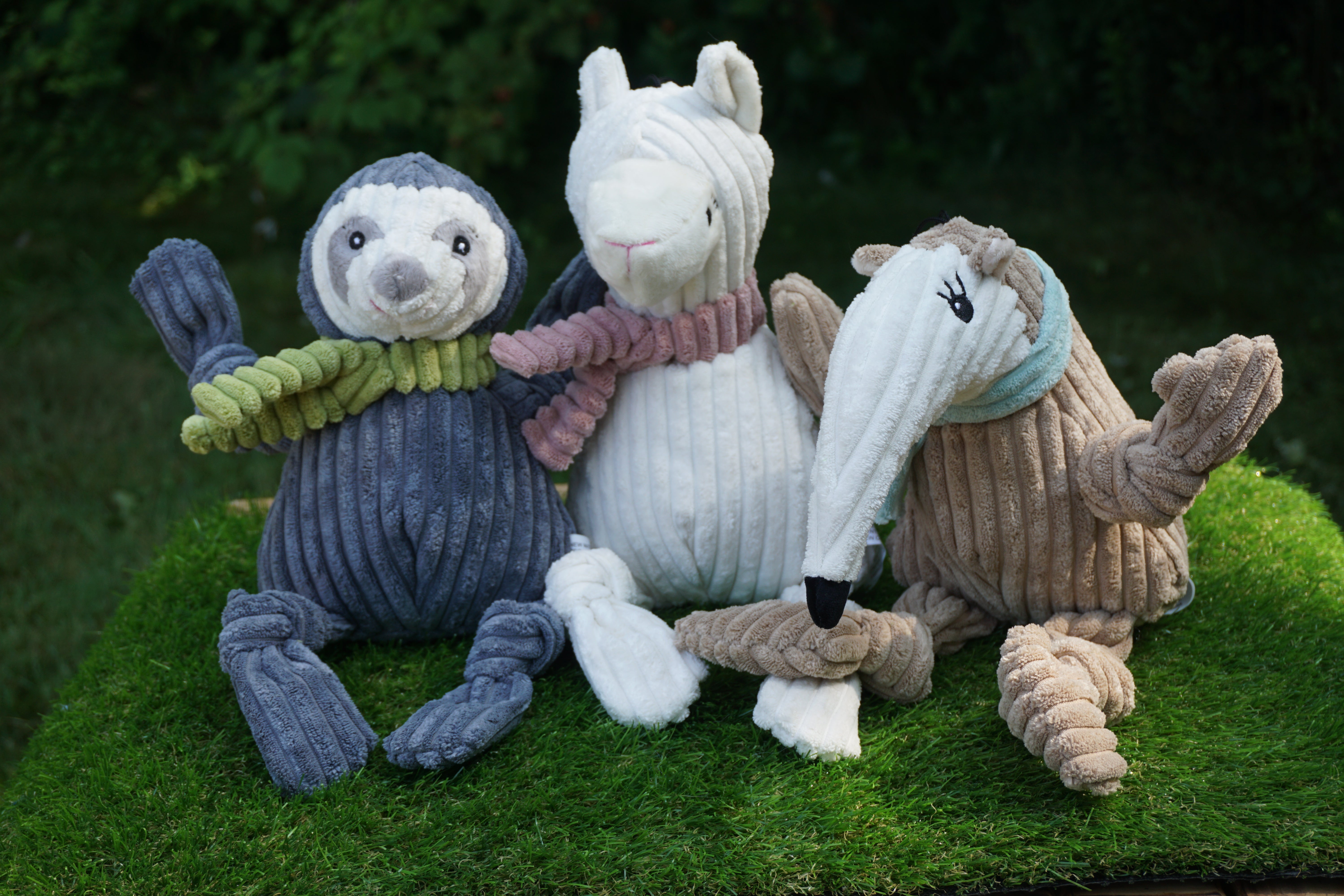 Nibblet Anteater Knottie® Plush Dog Toy, Large