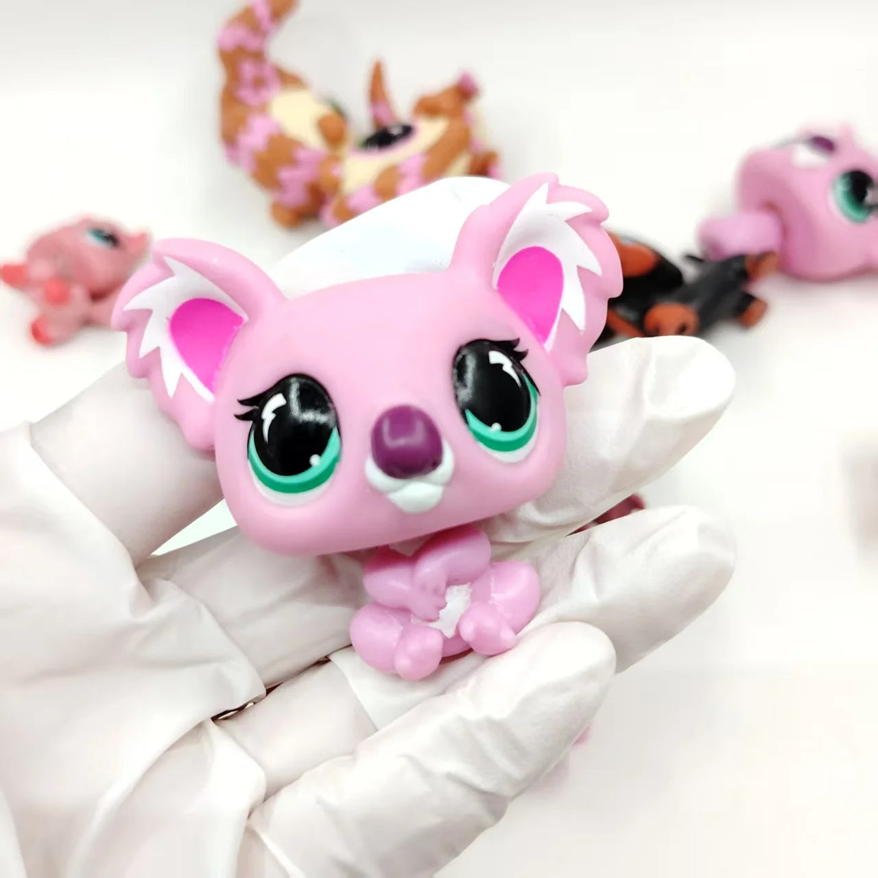 NEW LPS Pet Toys Cute Animal Can Shake Head Kitten Series 4 Original Collection Toys for Girls Christmas Birthday Gift