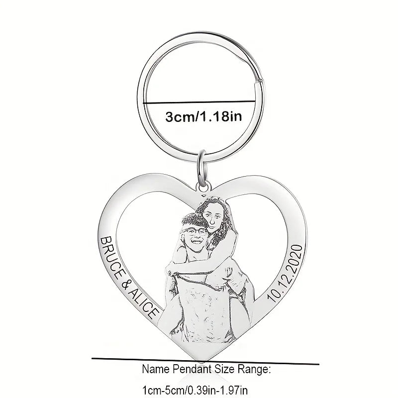 【Customized Product】Personalized Stainless Steel Heart-Shaped Keychain - Customizable with family and couple photos, text, and date - Valentine's Day/Christmas gift - A memorable keepsake gift for family, couples, and pet